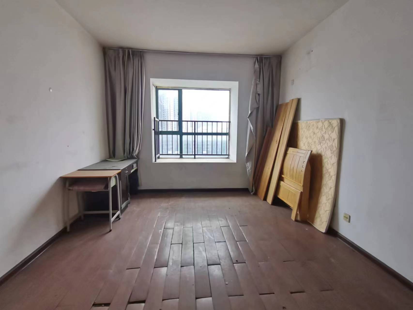 福泰国际  3室2厅2卫    59.8万 福泰国际  3室2厅2卫    59.8万室内图