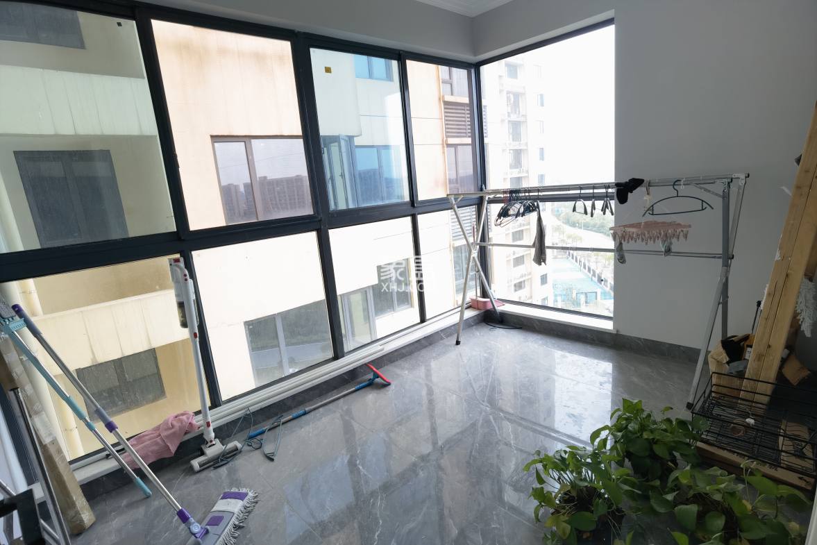 万丰上院西郡 3室2厅1卫 48.80万 万丰上院西郡 3室2厅1卫 48.80万室内图