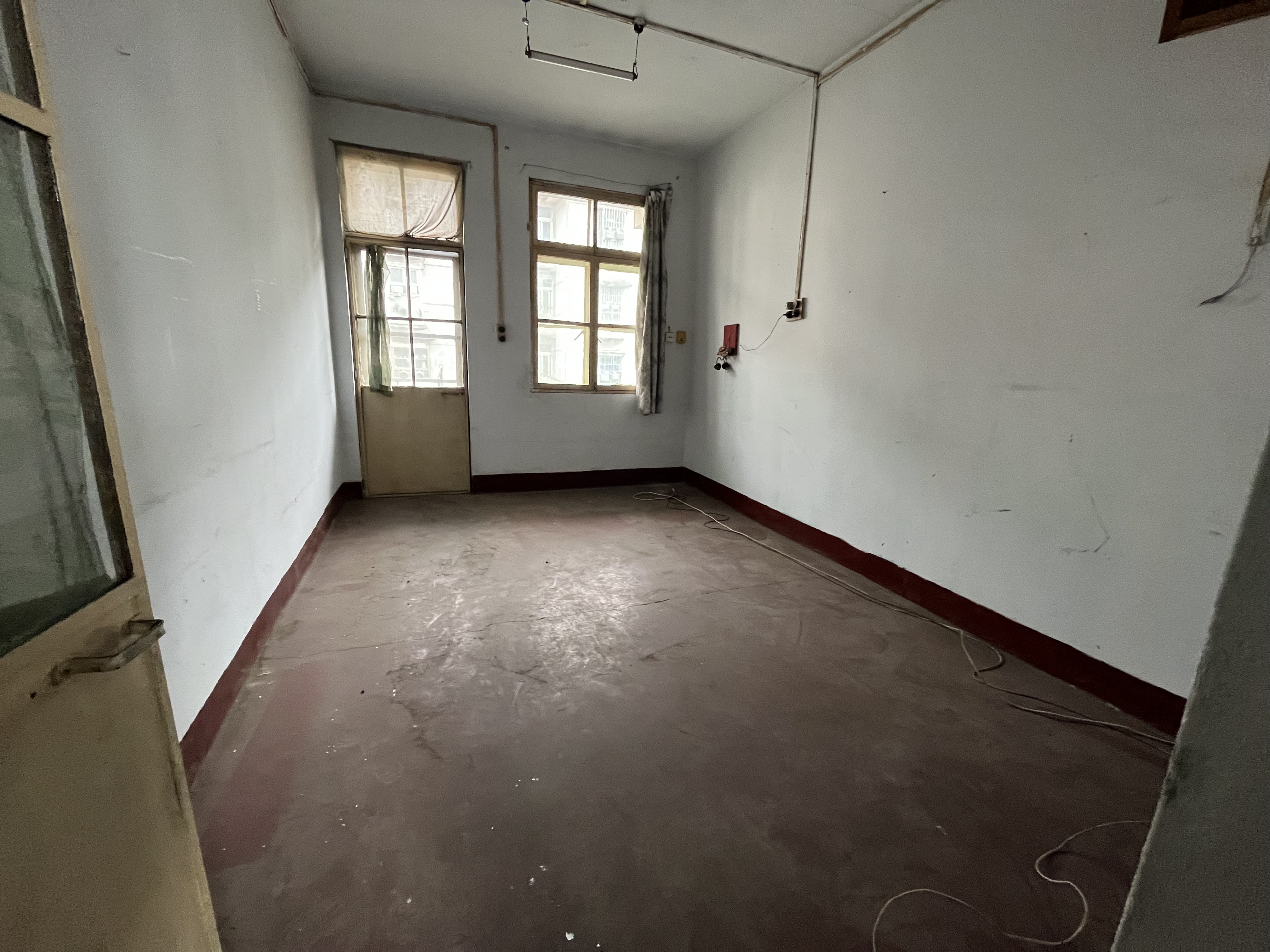 430朝阳村(宋家桥朝阳村) 2室1厅1卫 13.00万 430朝阳村(宋家桥朝阳村) 2室1厅1卫 13.00万室内图