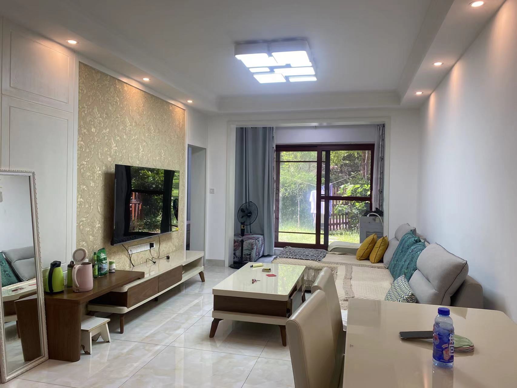 蓝溪谷 3室2厅1卫 60.0万 蓝溪谷 3室2厅1卫 60.0万室内图