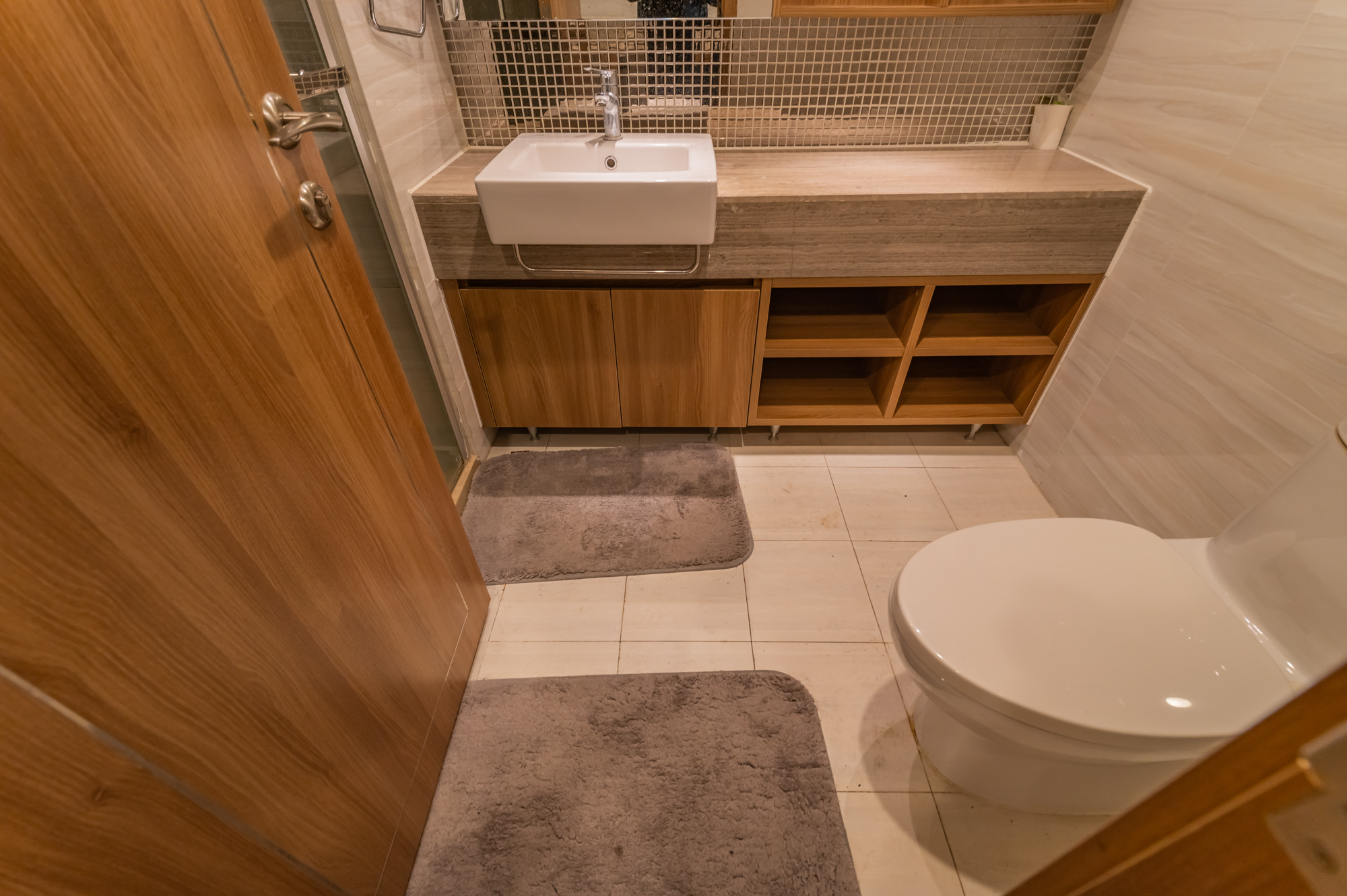 恒大翡翠华庭 1室1厅1卫 60.00万 恒大翡翠华庭 1室1厅1卫 60.00万卫生间