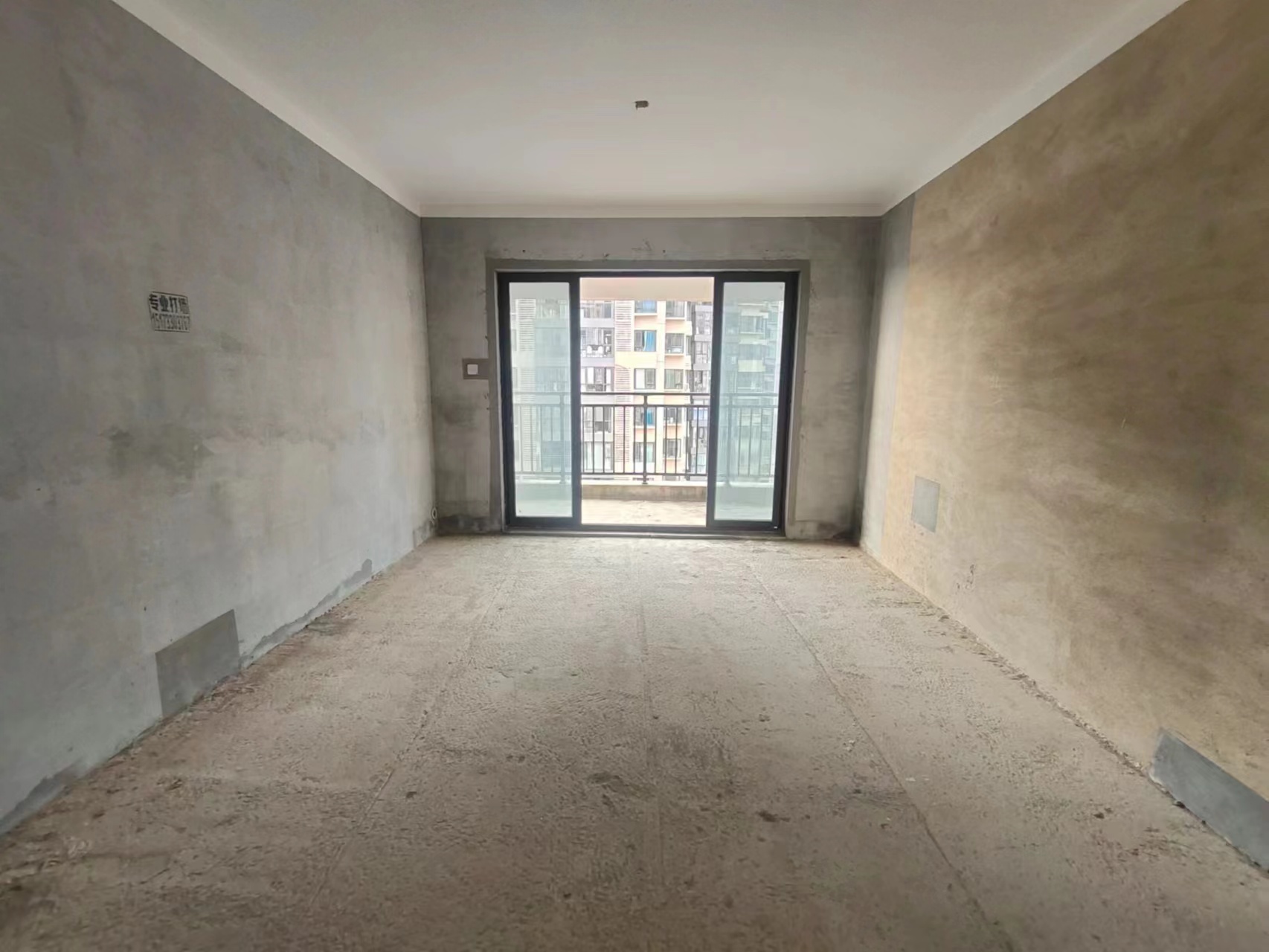 蓝溪谷 4室2厅2卫 63.50万 蓝溪谷 4室2厅2卫 63.50万室内图