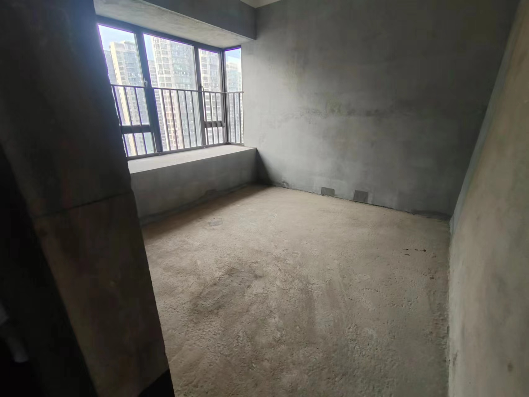 蓝溪谷 4室2厅2卫 63.50万 蓝溪谷 4室2厅2卫 63.50万室内图