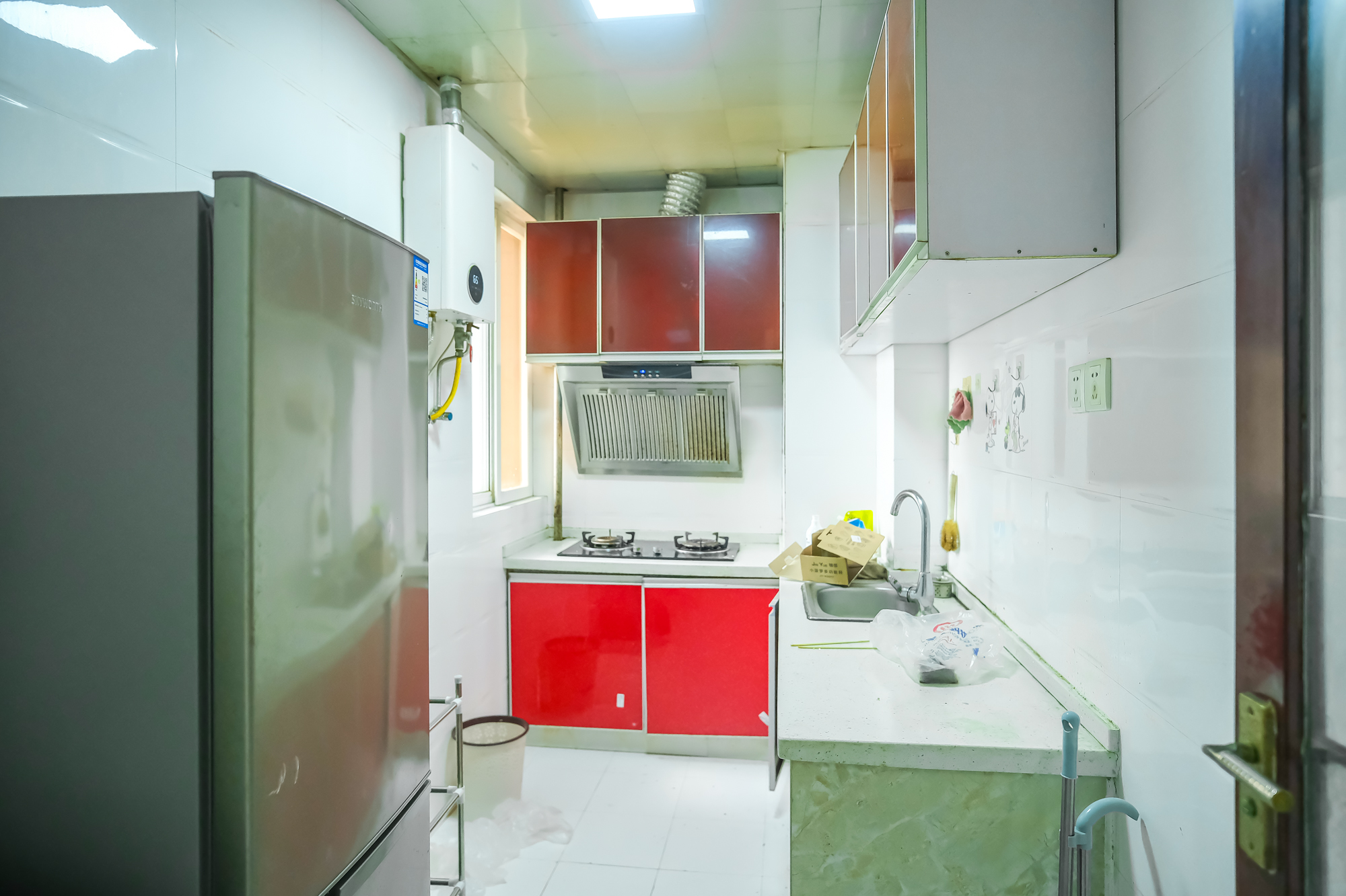 晶华美地  1室1厅1卫   32.80万 晶华美地  1室1厅1卫   32.80万厨房