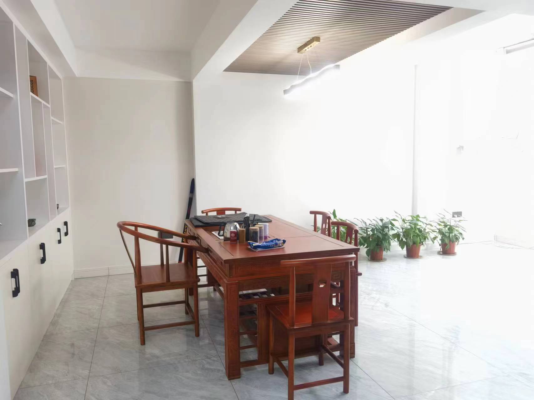 碧桂园黄金时代 3室3厅3卫 185.00万 碧桂园黄金时代 3室3厅3卫 185.00万客厅