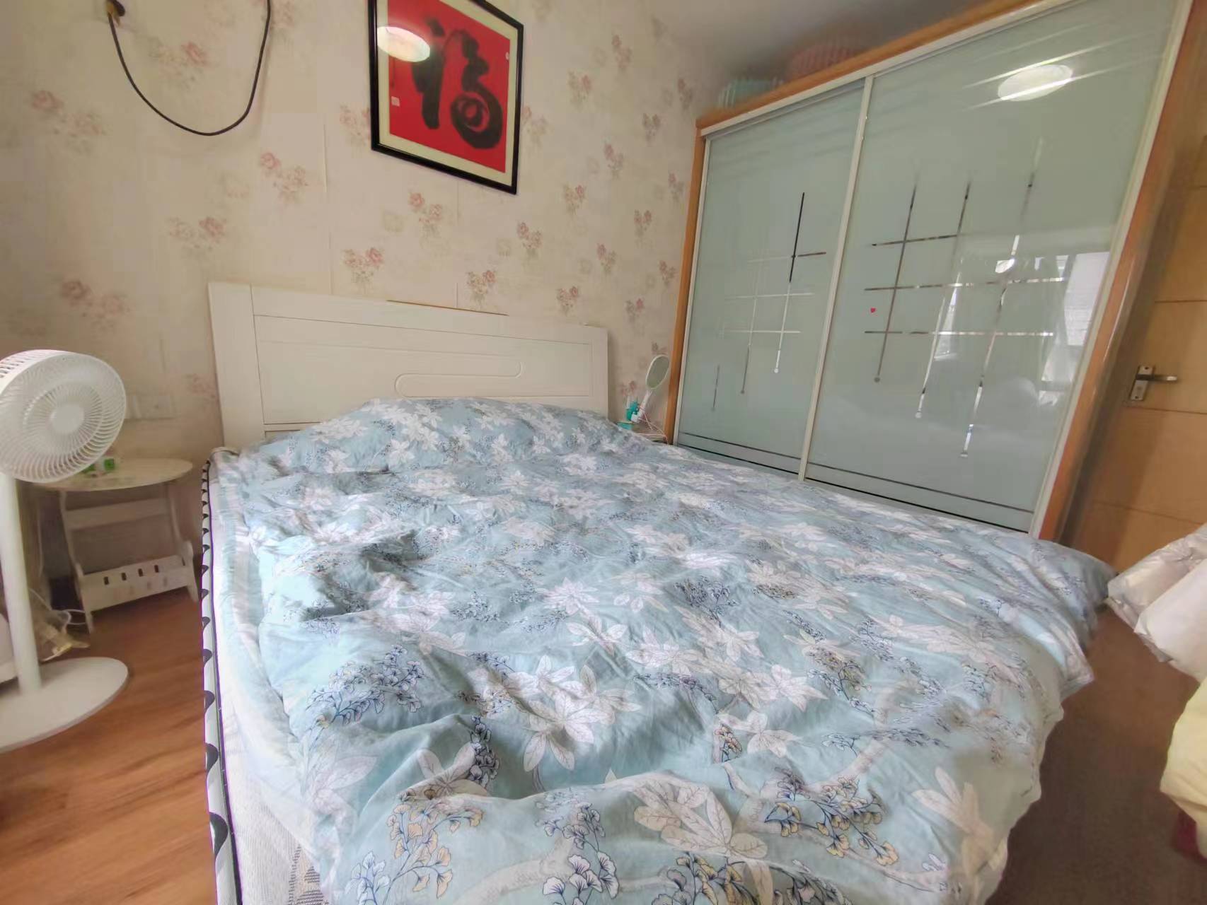 百姓家园 1室1厅1卫 42.00万 百姓家园 1室1厅1卫 42.00万客厅