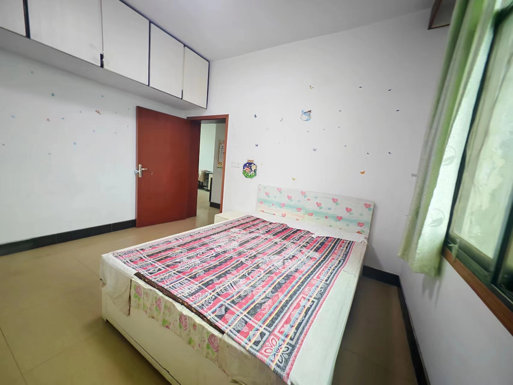 电缆厂新塘村  2室1厅1卫   11.80万客厅
