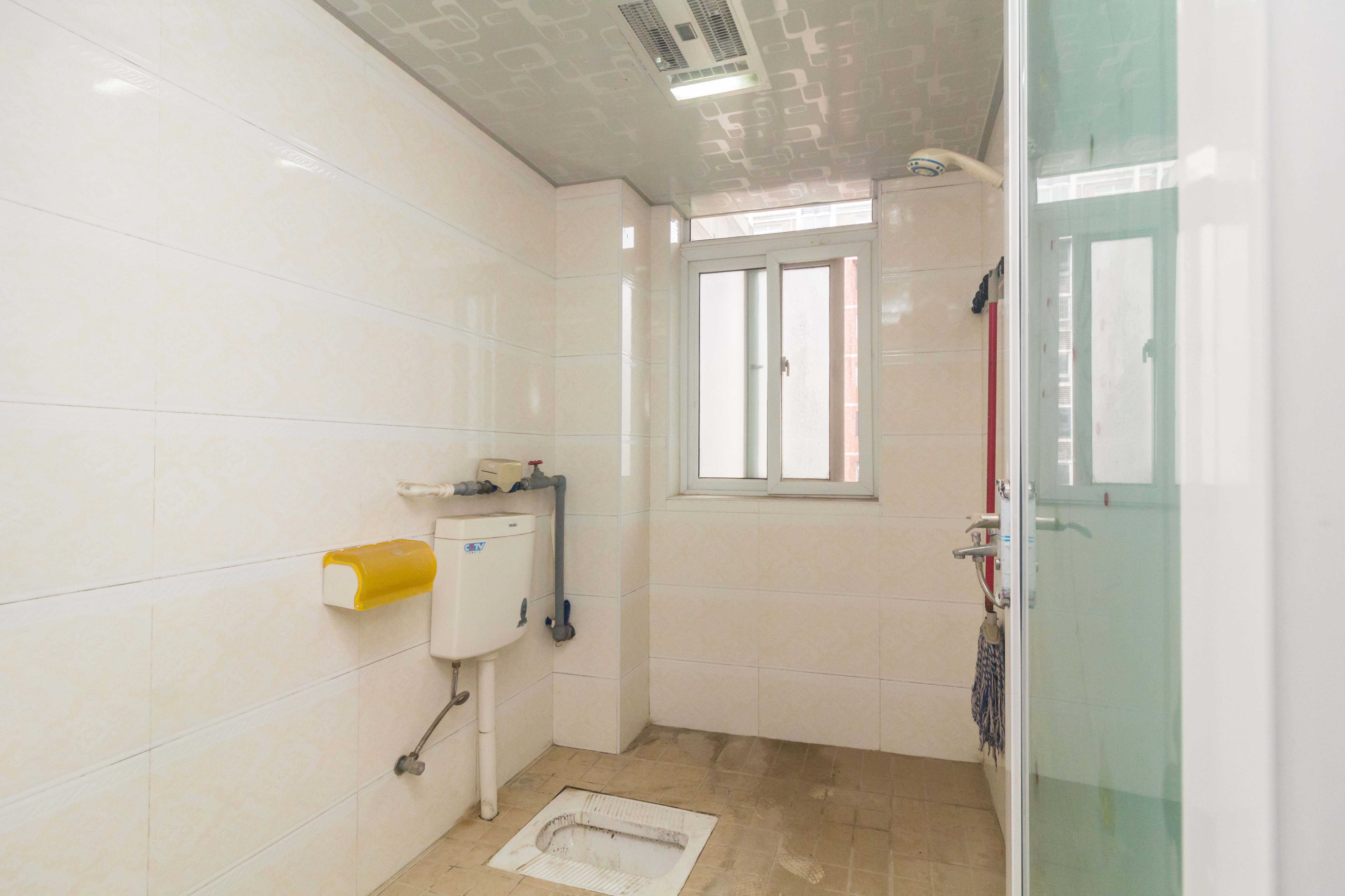 嘉盛和园  4室2厅2卫   100.00万 嘉盛和园  4室2厅2卫   100.00万卫生间