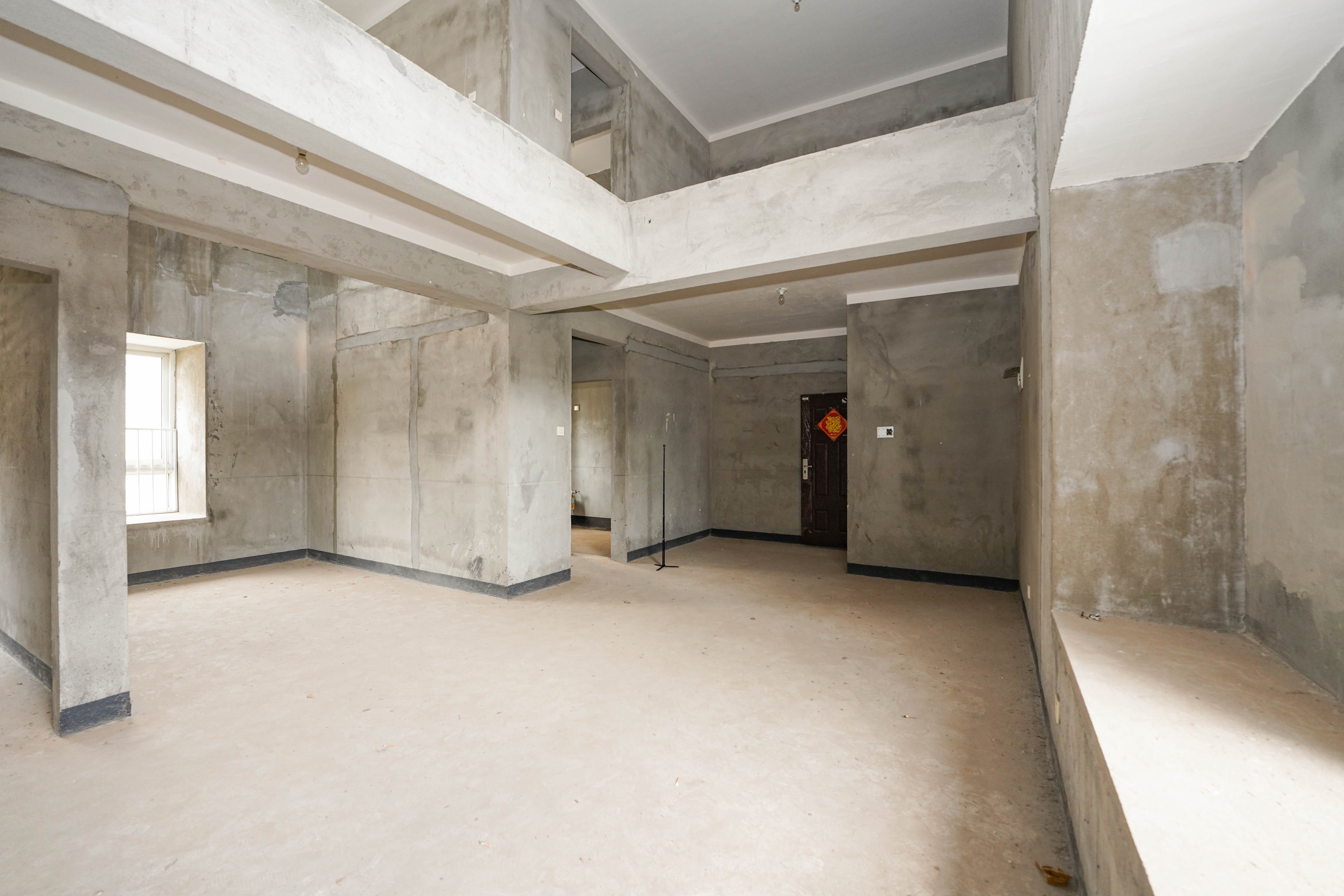 山水印象(愿景想山) 6室2厅3卫 66.0万 山水印象(愿景想山) 6室2厅3卫 66.0万客厅