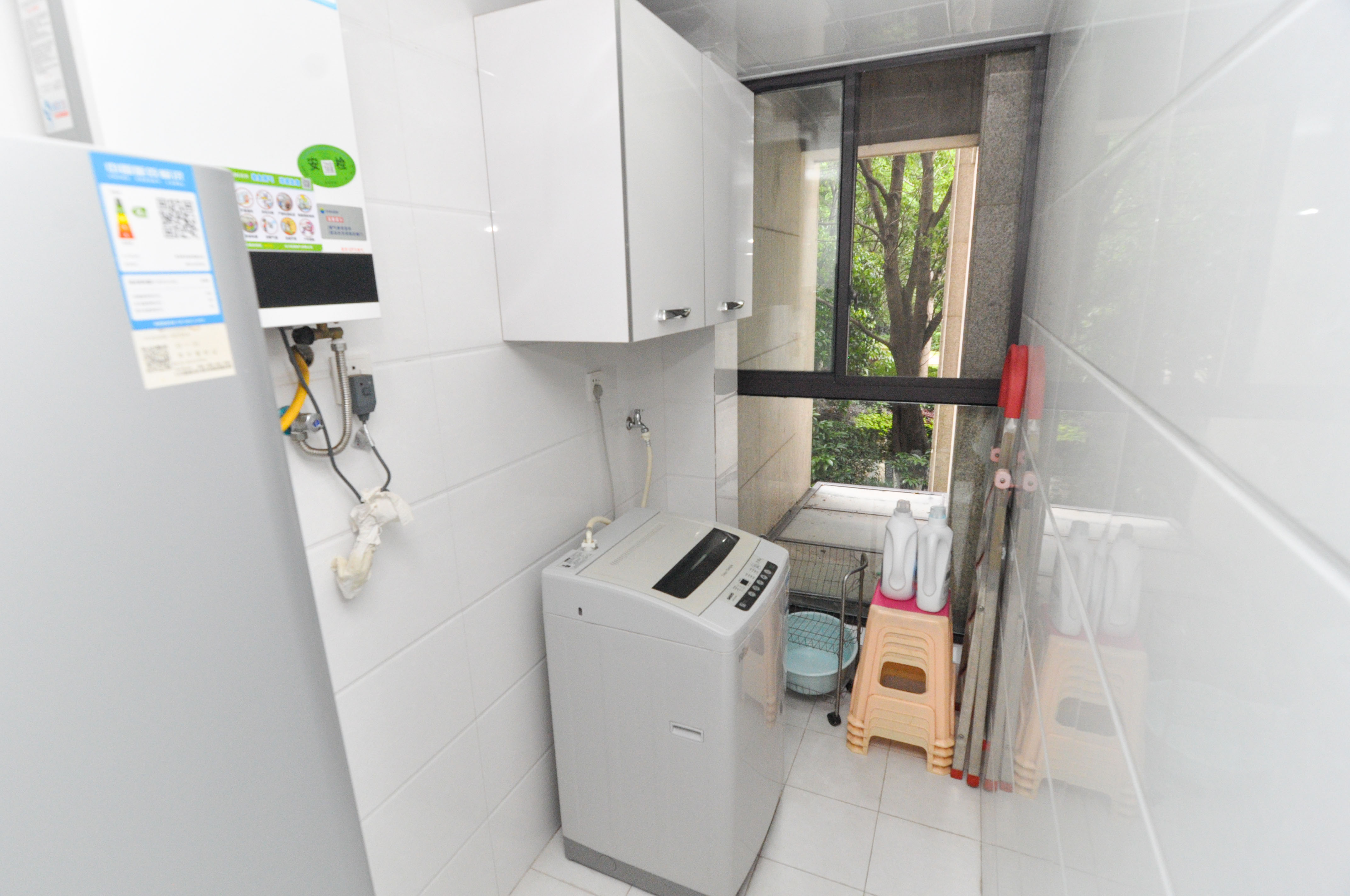 金茂梅溪湖  2室2廳1衛(wèi)    155.0萬(wàn)廚房