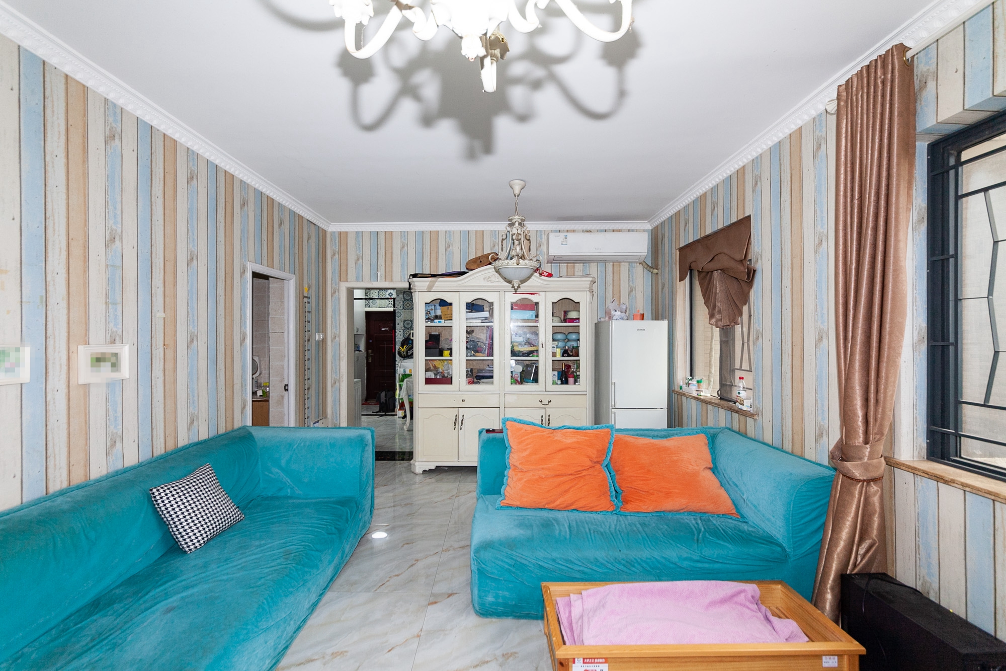 盛腾学林西岸  3室2厅1卫    70.88万 盛腾学林西岸  3室2厅1卫    70.88万客厅