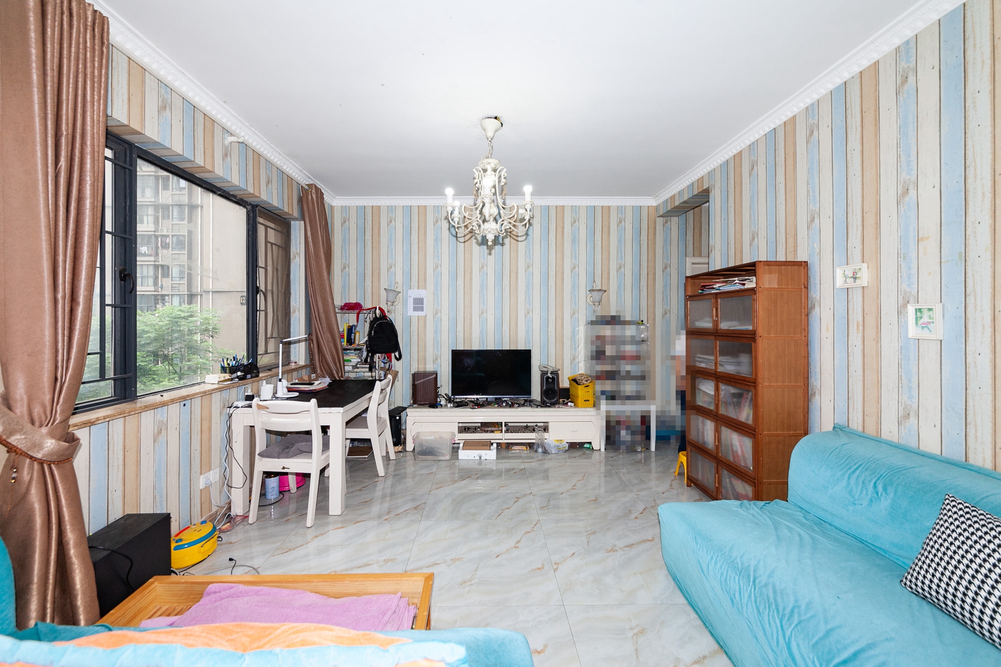 盛腾学林西岸  3室2厅1卫    70.88万 盛腾学林西岸  3室2厅1卫    70.88万客厅