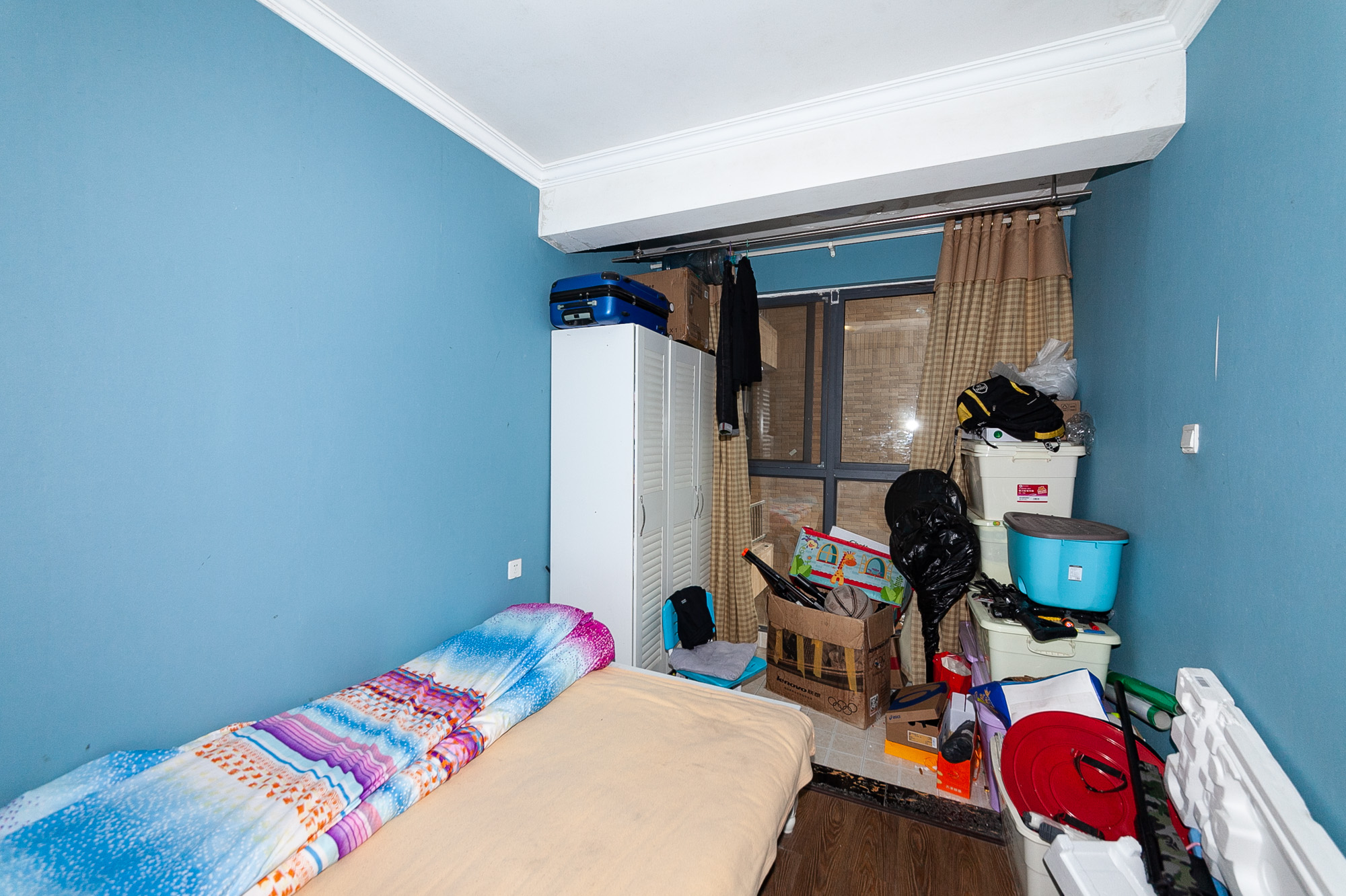 盛腾学林西岸  3室2厅1卫    70.88万 盛腾学林西岸  3室2厅1卫    70.88万卧室