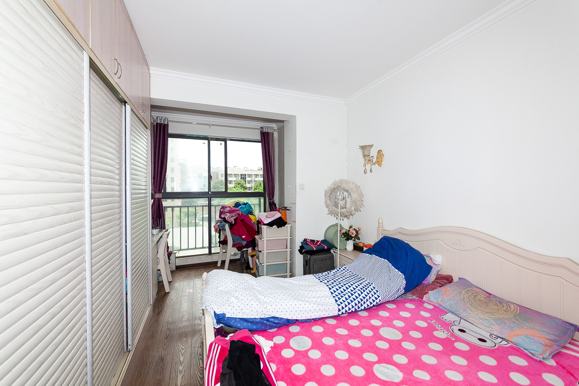 盛腾学林西岸  3室2厅1卫    70.88万 盛腾学林西岸  3室2厅1卫    70.88万卧室