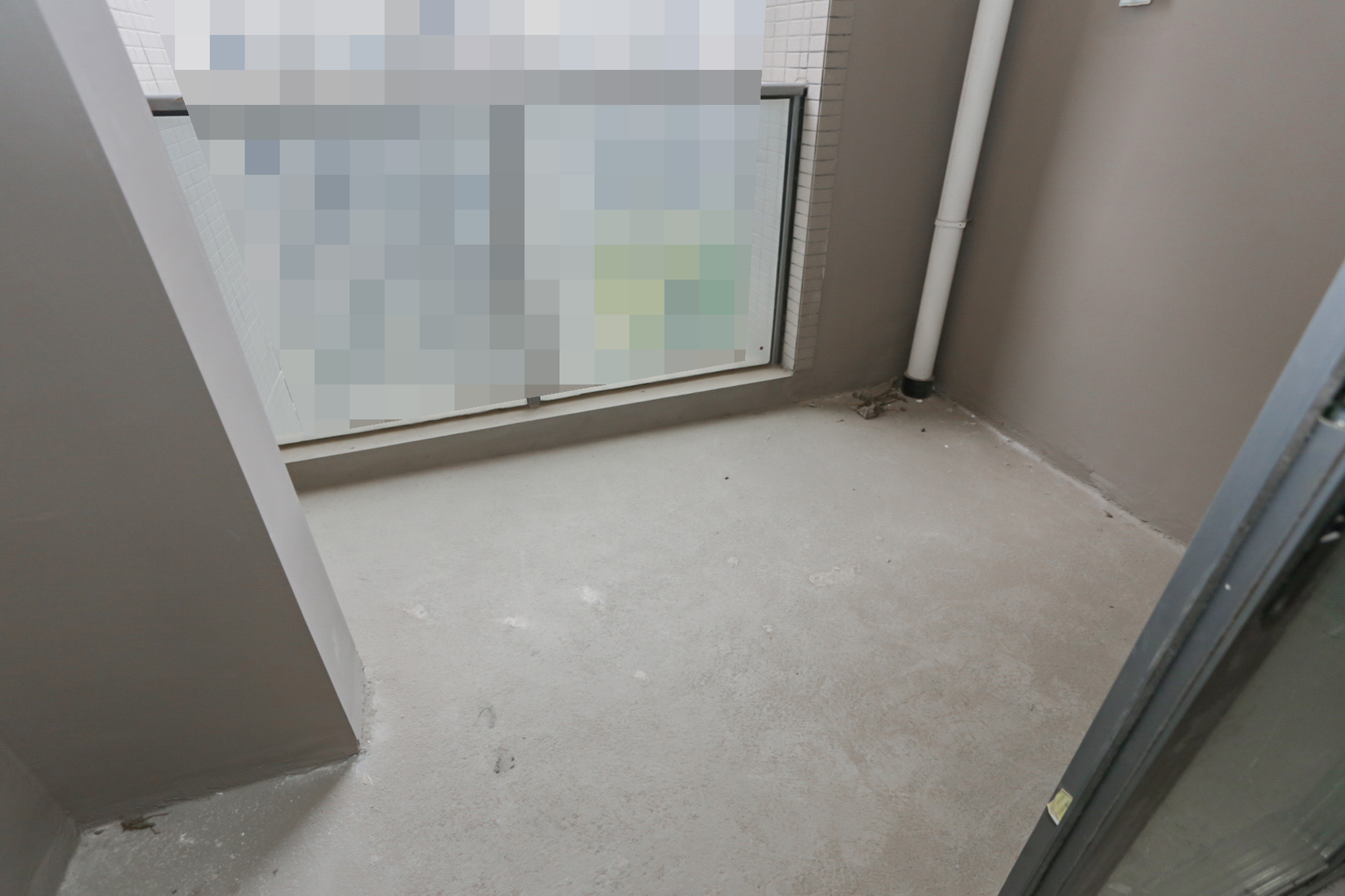 八方小区B区  3室2厅2卫   429.00万阳台