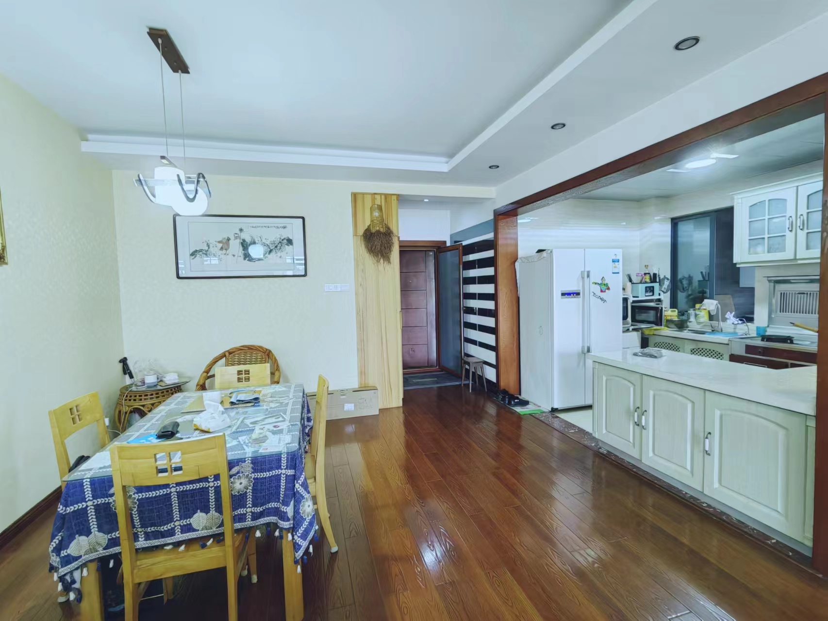 九九华帝  3室2厅2卫   68.00万 九九华帝  3室2厅2卫   68.00万室内图