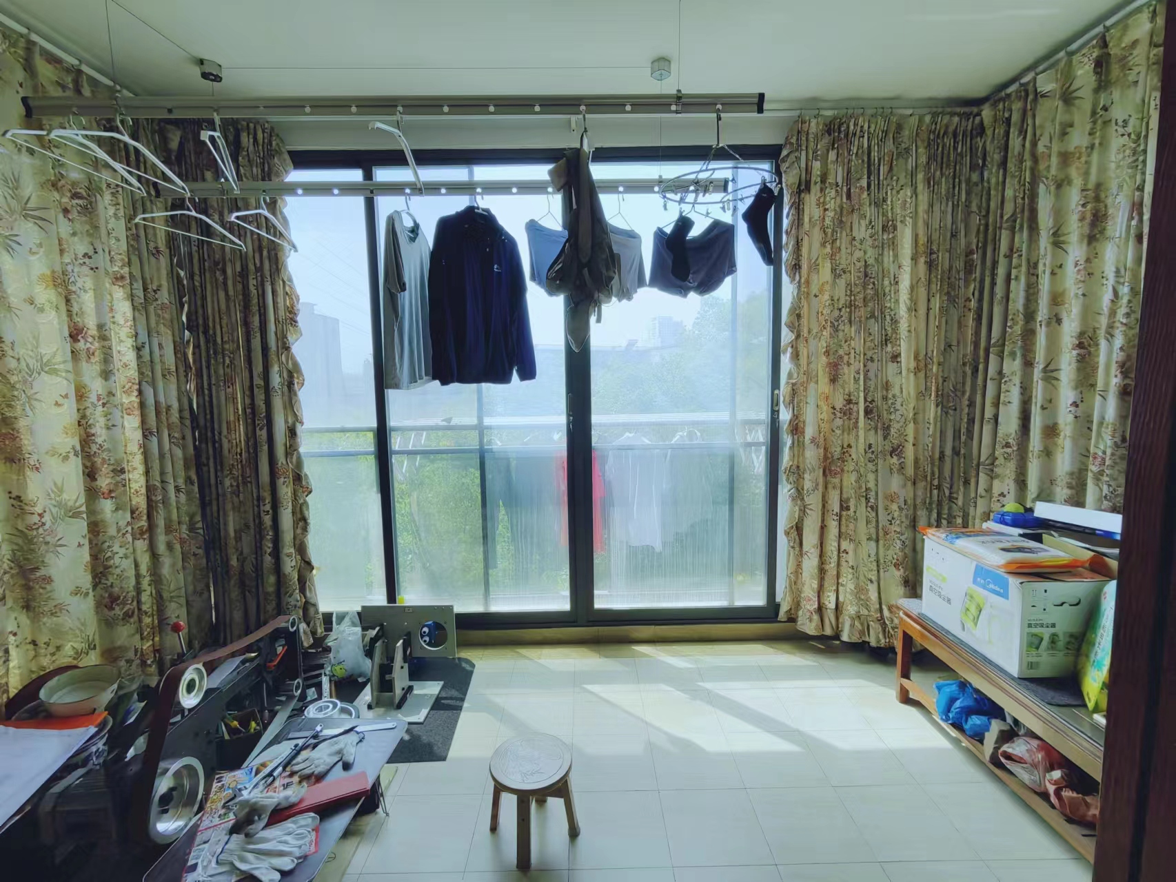 九九华帝  3室2厅2卫   68.00万 九九华帝  3室2厅2卫   68.00万室内图