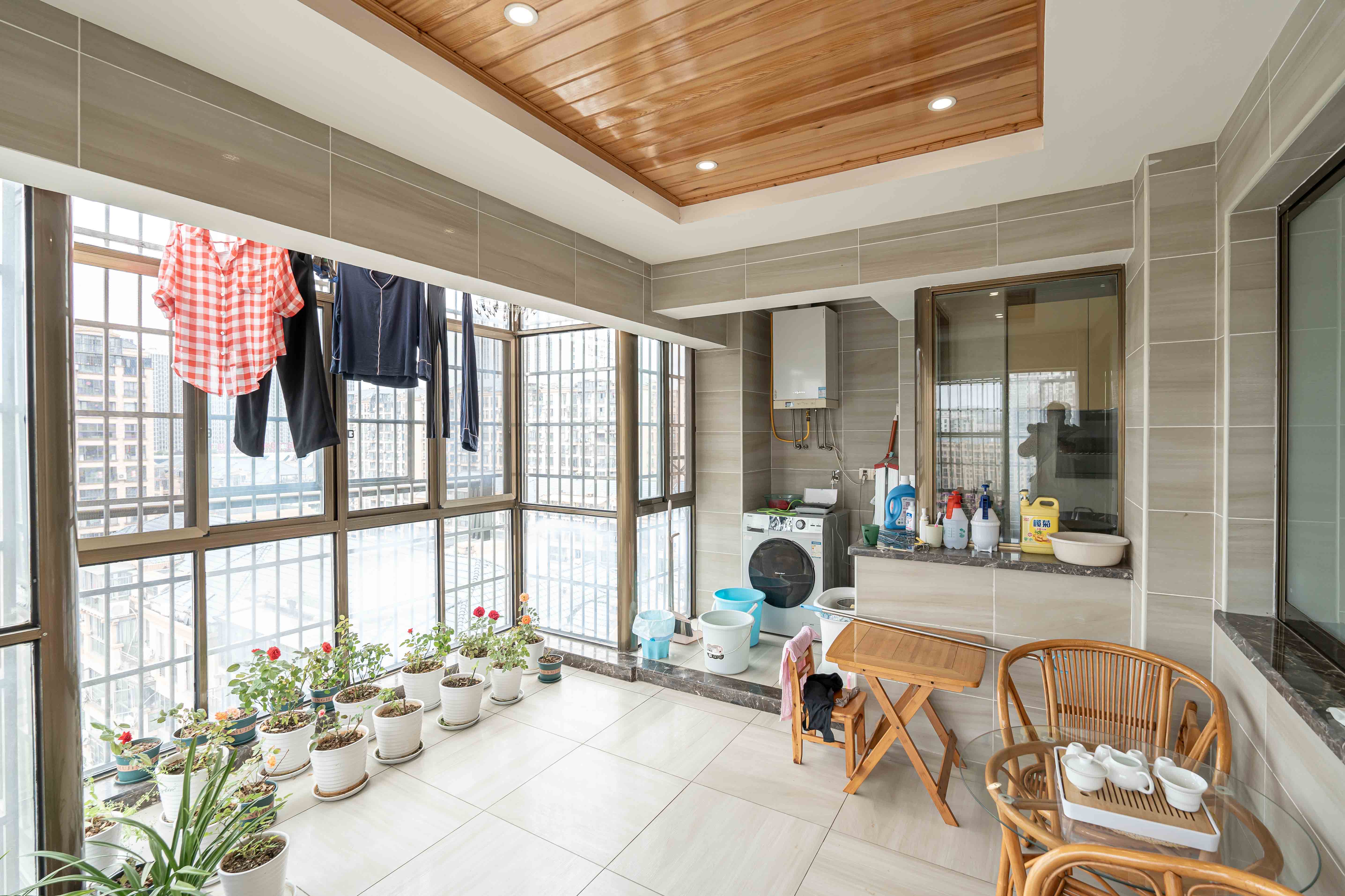 中城丽景香山园  2室2厅1卫   139.80万阳台