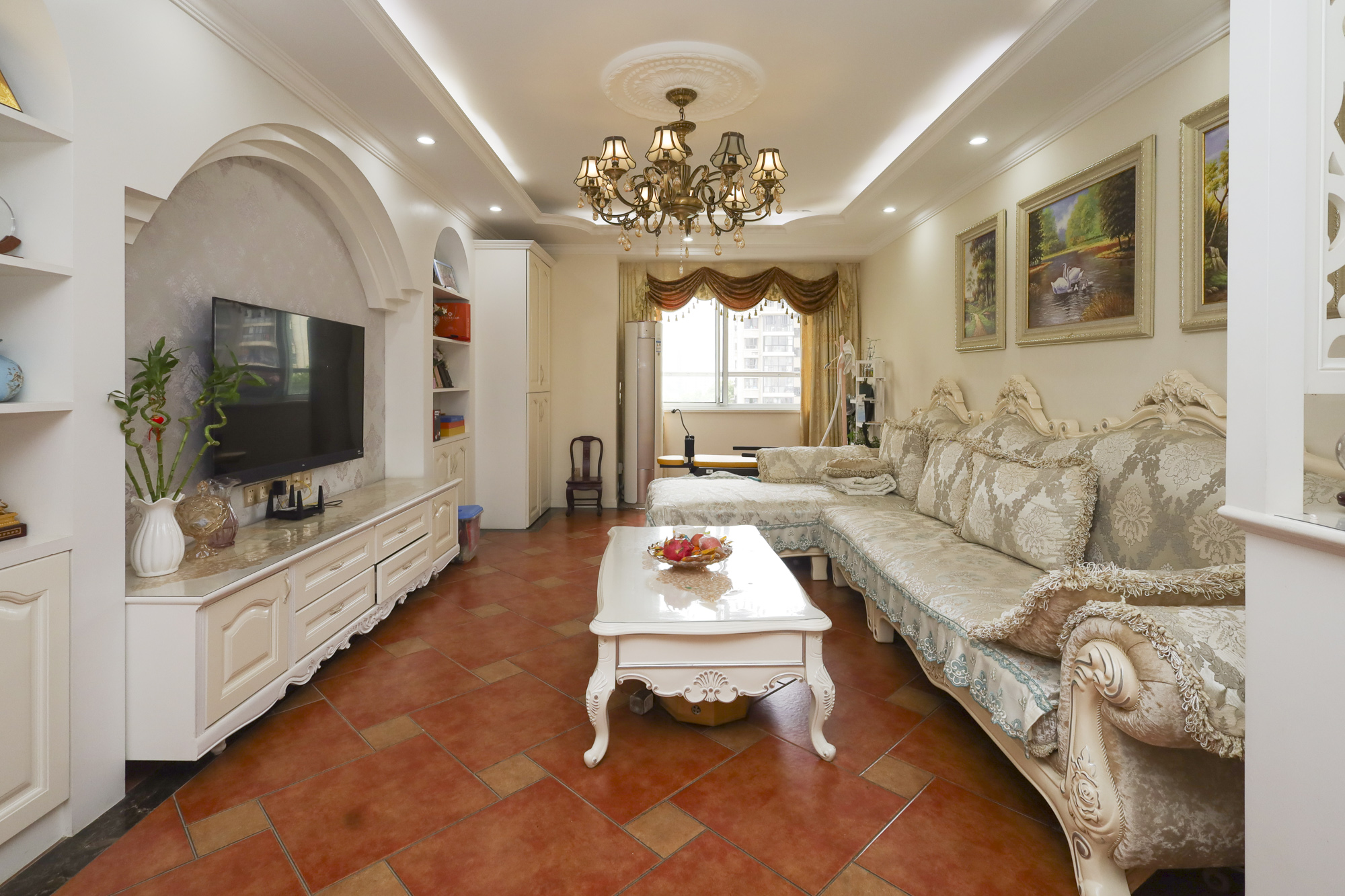 当代滨江MOMA  3室2厅2卫   139.00万客厅