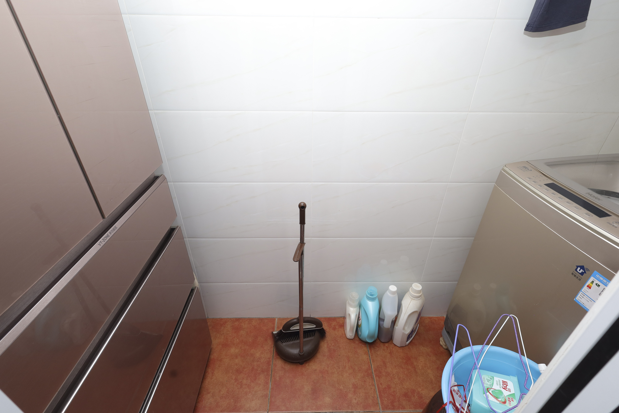 当代滨江MOMA  3室2厅2卫   139.00万阳台