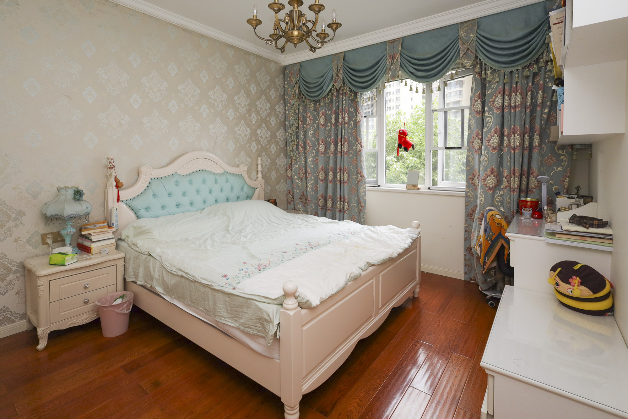 当代滨江MOMA  3室2厅2卫   139.00万卧室