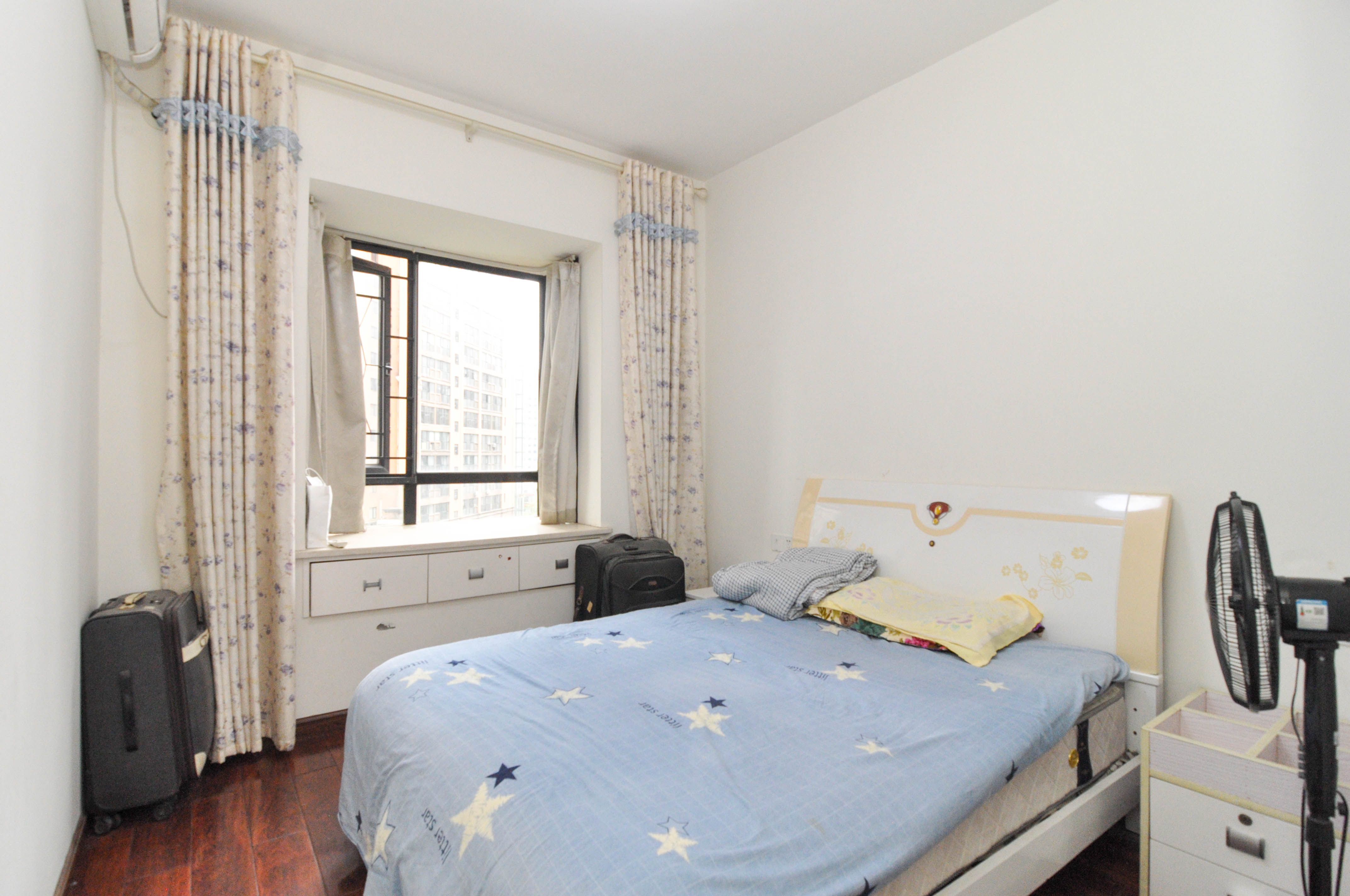 麓谷明珠 2室2厅1卫 68.0万 麓谷明珠 2室2厅1卫 68.0万其他