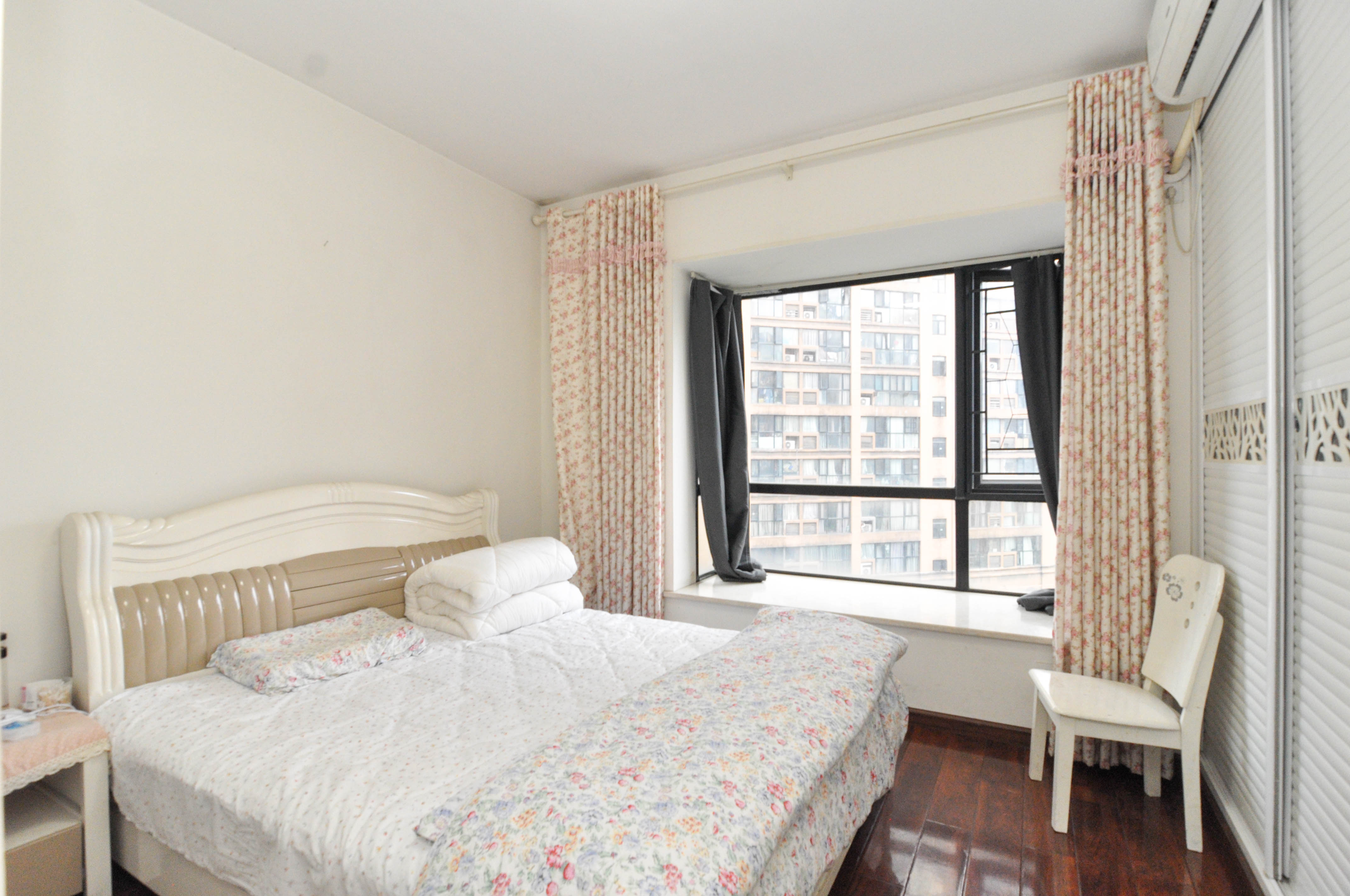 麓谷明珠 2室2厅1卫 68.0万 麓谷明珠 2室2厅1卫 68.0万卧室