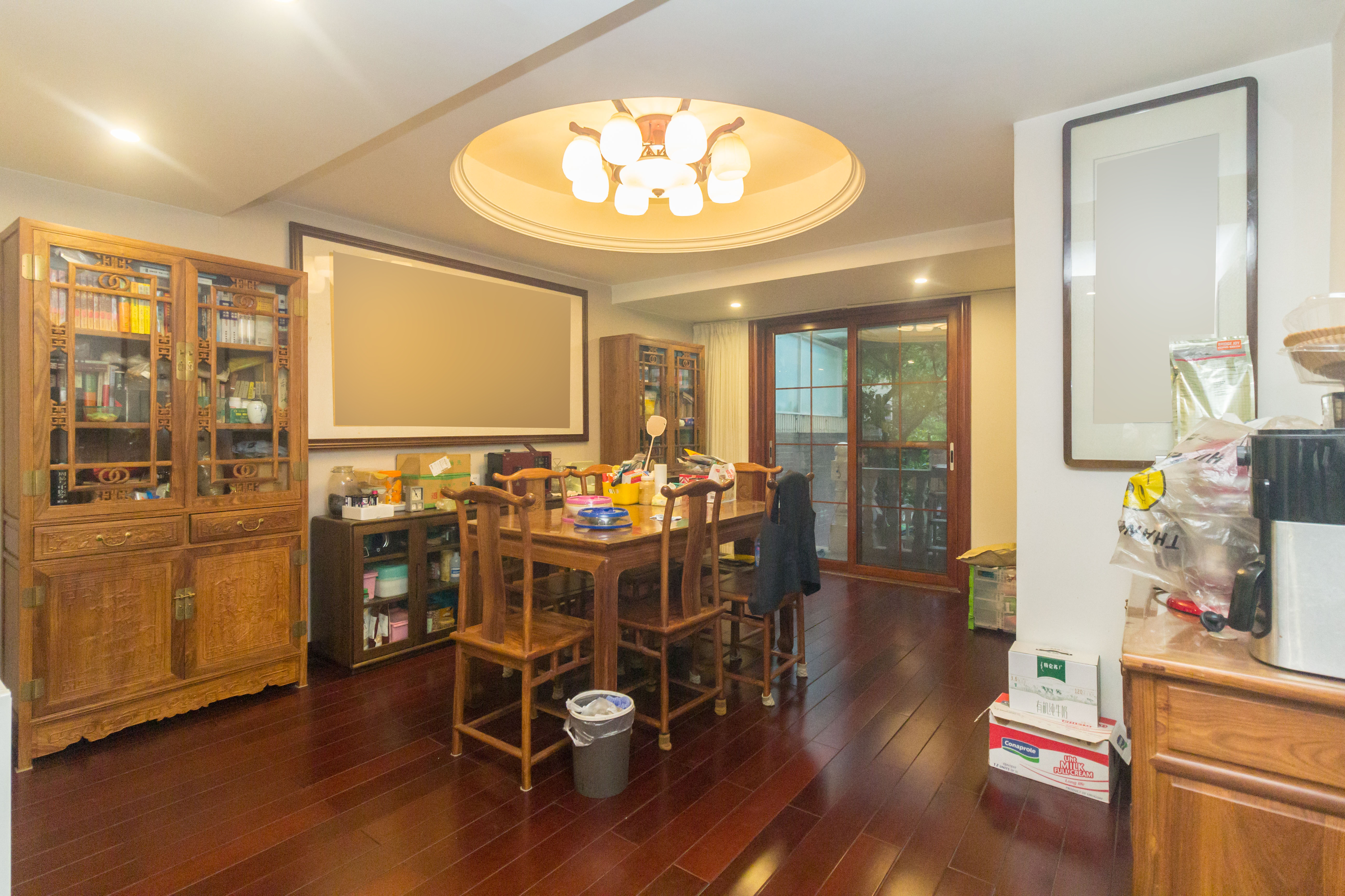 东业早安星城 5室2厅2卫 367.90万 东业早安星城 5室2厅2卫 367.90万客厅