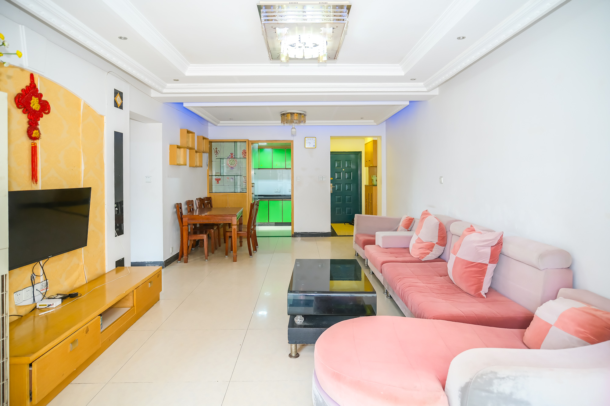 尚都花园城 3室2厅2卫 72.80万 尚都花园城 3室2厅2卫 72.80万客厅