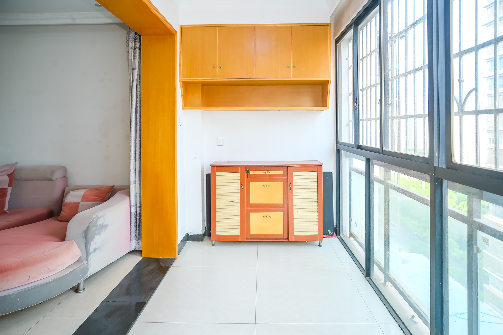 尚都花园城 3室2厅2卫 72.80万 尚都花园城 3室2厅2卫 72.80万阳台