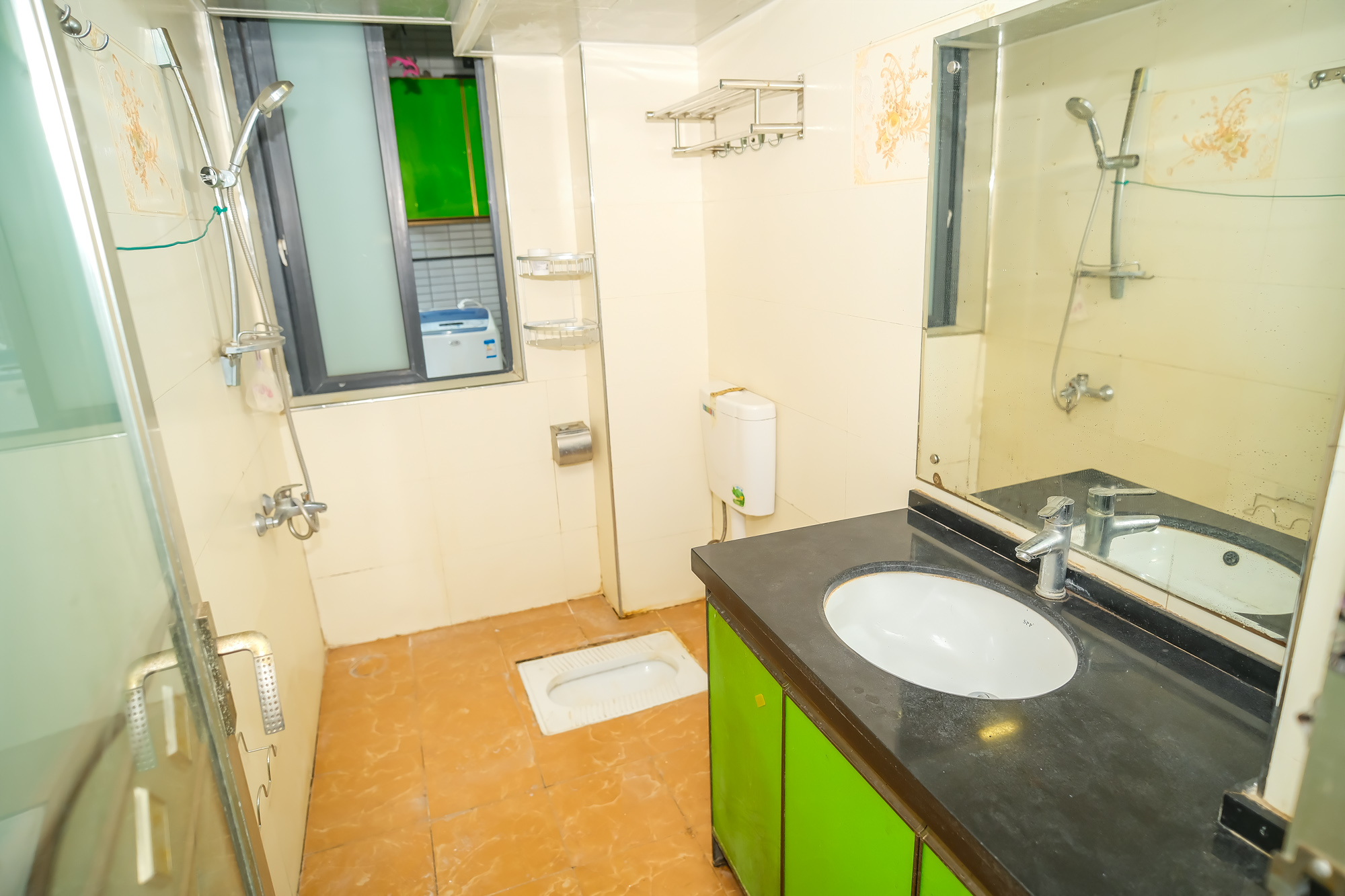 尚都花园城 3室2厅2卫 72.80万 尚都花园城 3室2厅2卫 72.80万卫生间