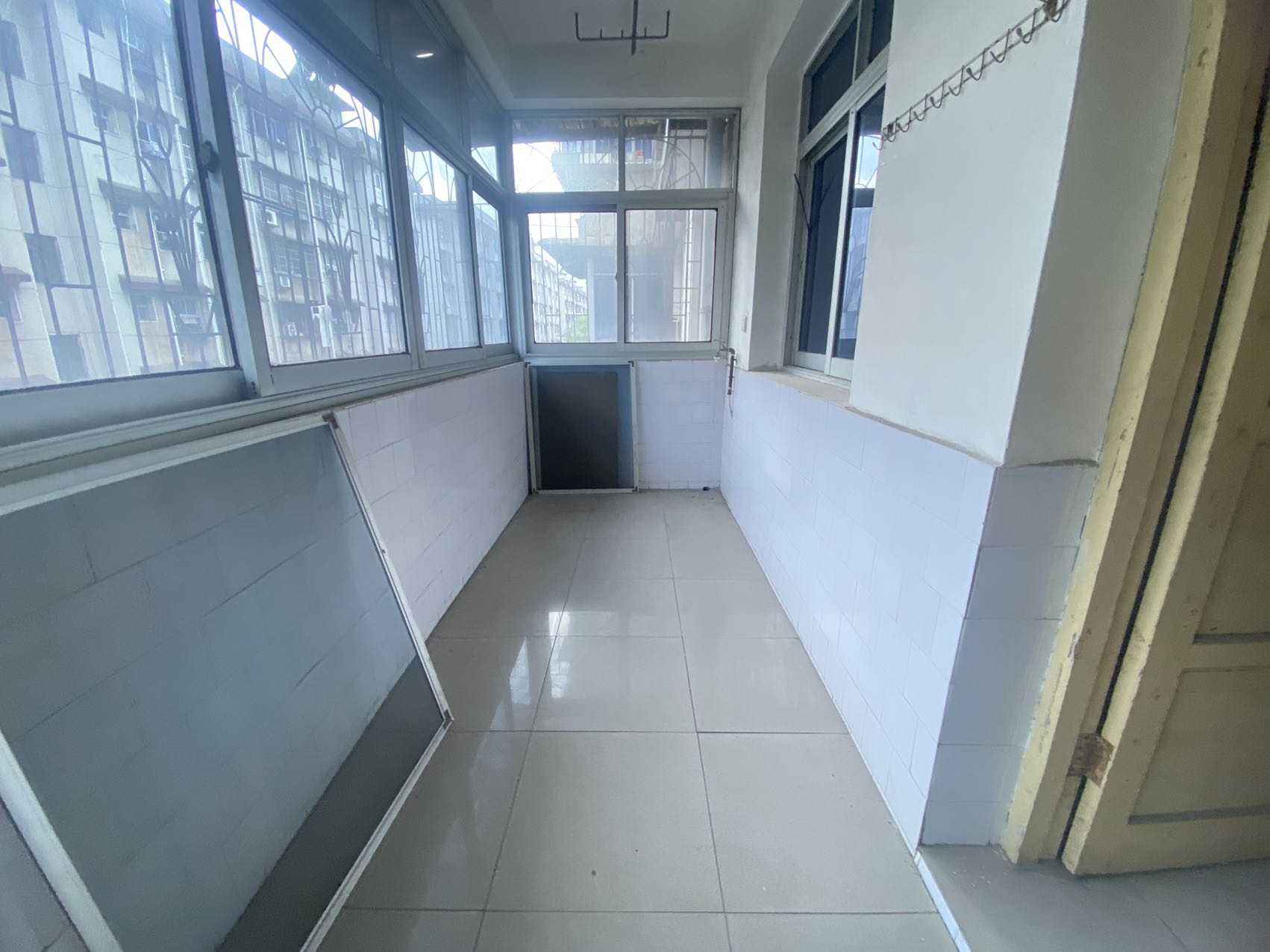 湘氮新三区铜藕路36号  3室2厅1卫    22.0万 湘氮新三区铜藕路36号  3室2厅1卫    22.0万室内图