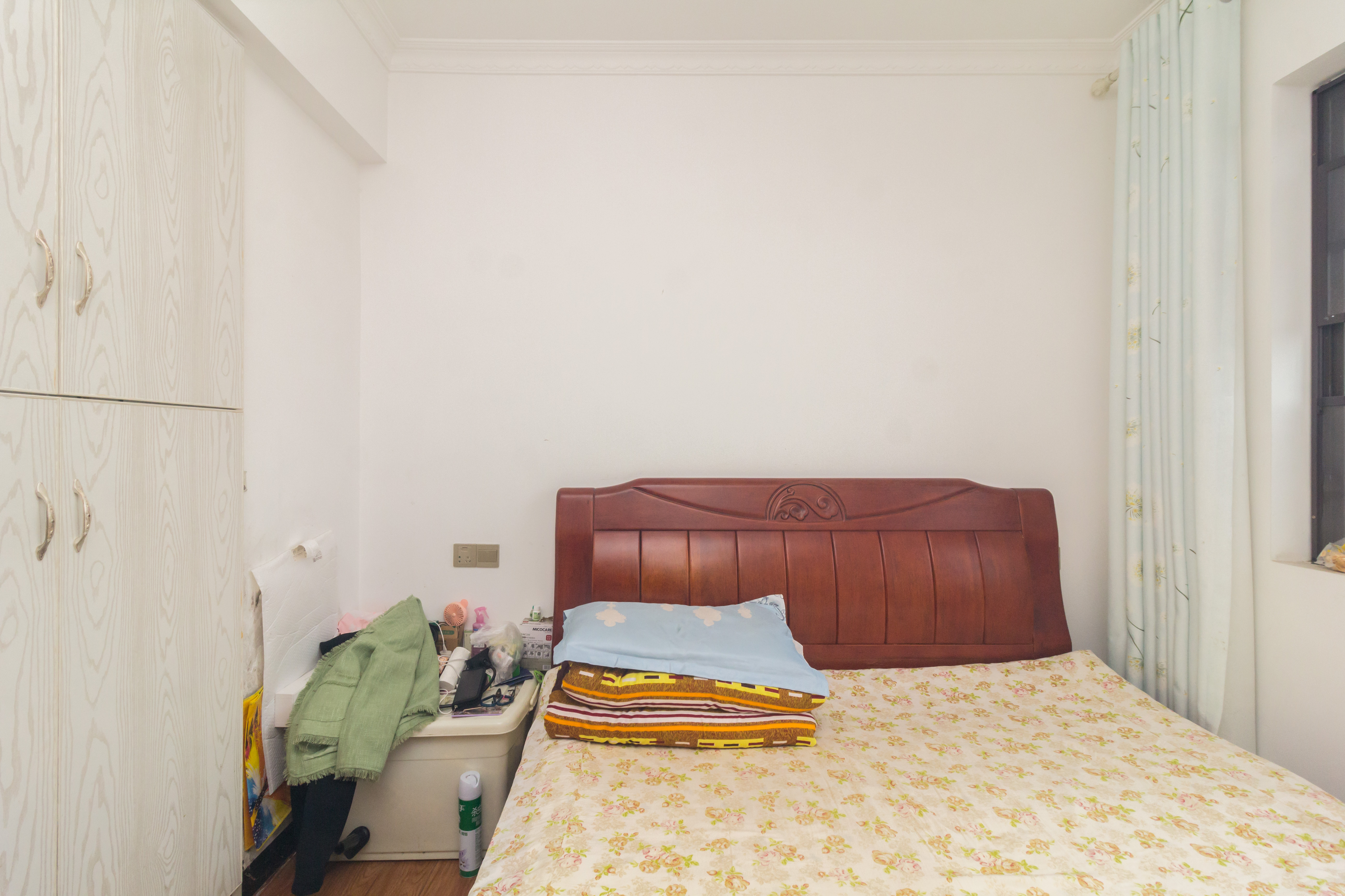 芙蓉万国城MOMA（卓越汇富苑）  3室2厅2卫   85.00万卧室