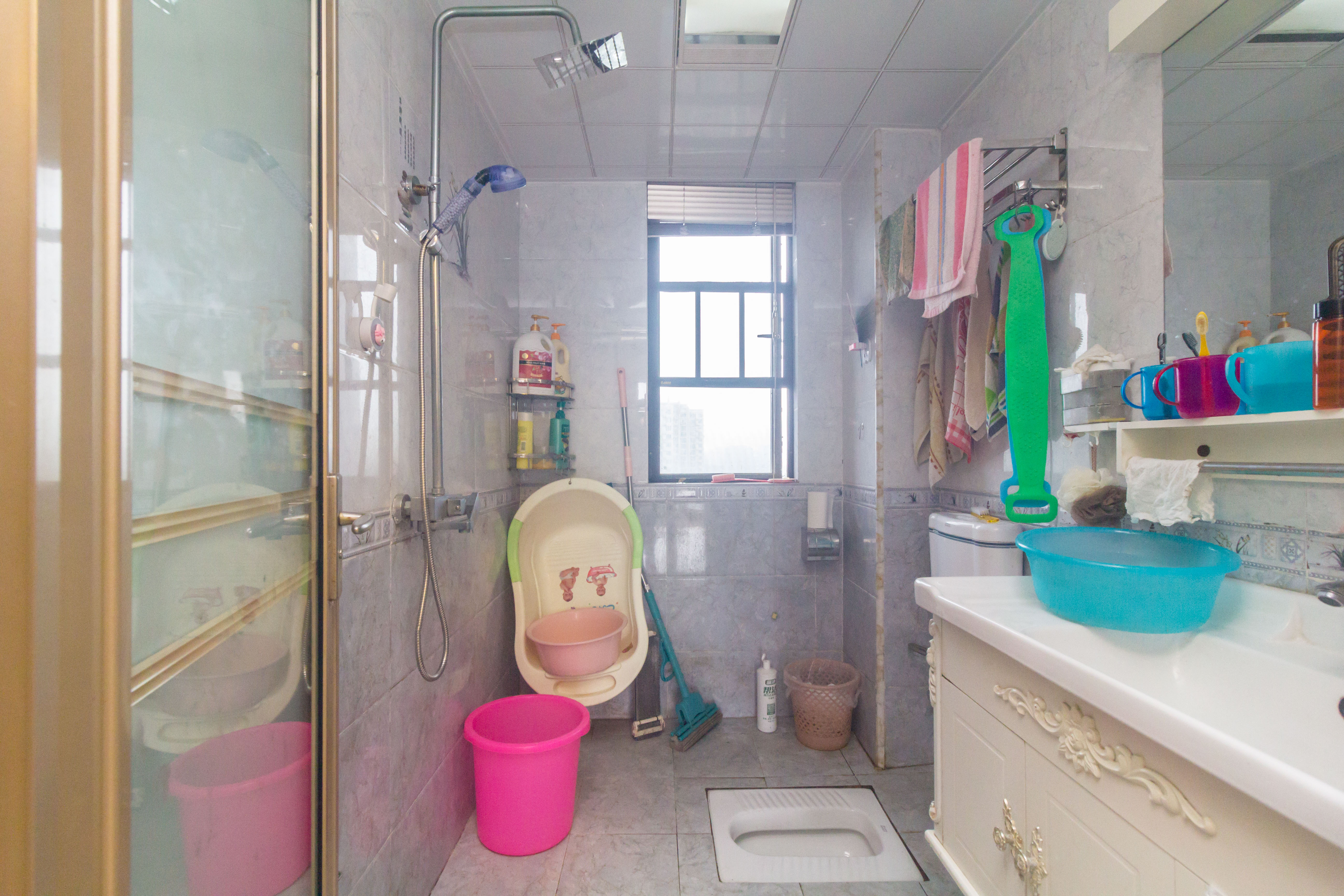 芙蓉万国城MOMA(卓越汇富苑) 3室2厅2卫 85.00万 芙蓉万国城MOMA(卓越汇富苑) 3室2厅2卫 85.00万卫生间