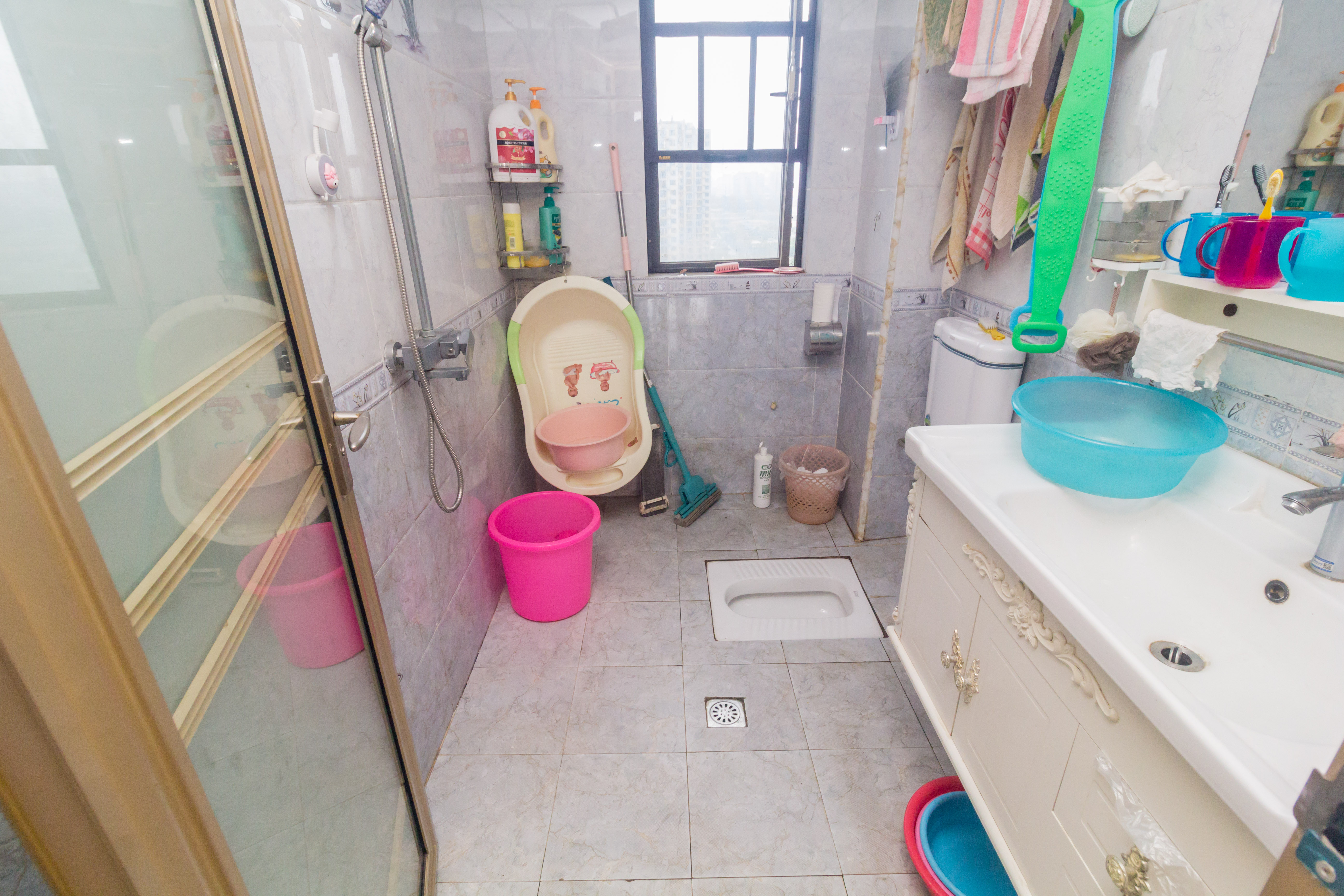 芙蓉万国城MOMA(卓越汇富苑) 3室2厅2卫 85.00万 芙蓉万国城MOMA(卓越汇富苑) 3室2厅2卫 85.00万卫生间