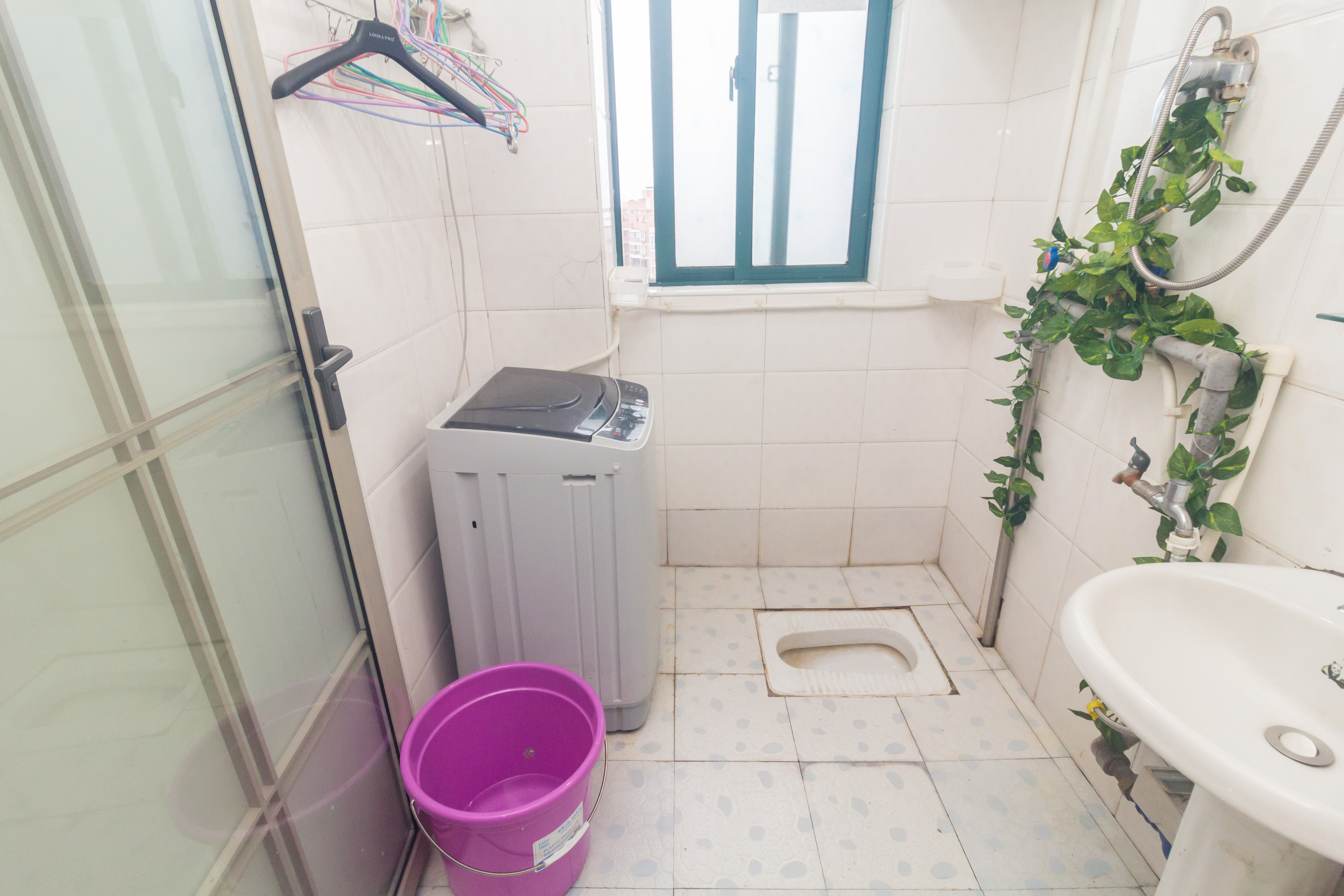 华天LOHO小镇 3室2厅1卫 36.00万 华天LOHO小镇 3室2厅1卫 36.00万卫生间