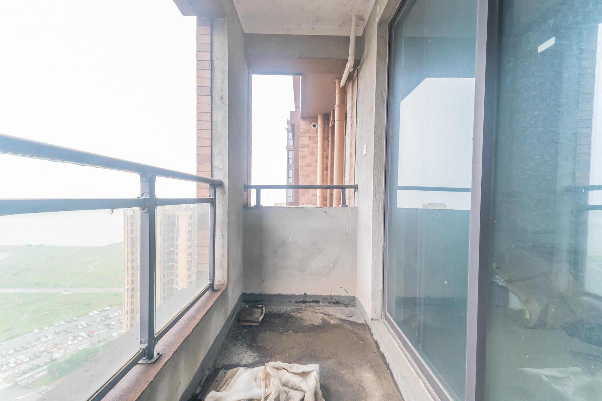 未来漫城 4室2厅2卫 141.00万 未来漫城 4室2厅2卫 141.00万阳台