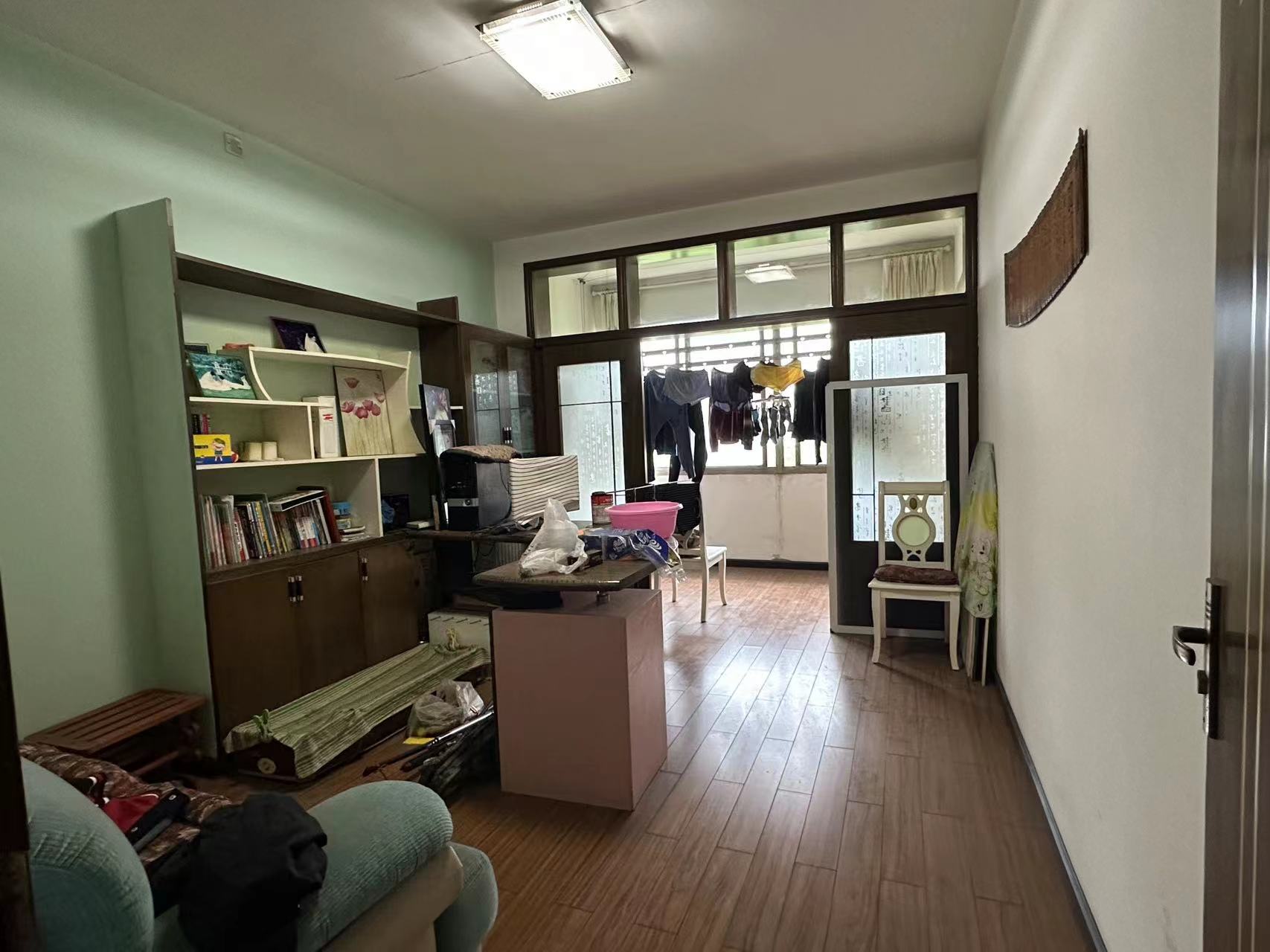 德政花苑 4室2厅1卫 68.0万 德政花苑 4室2厅1卫 68.0万室内图