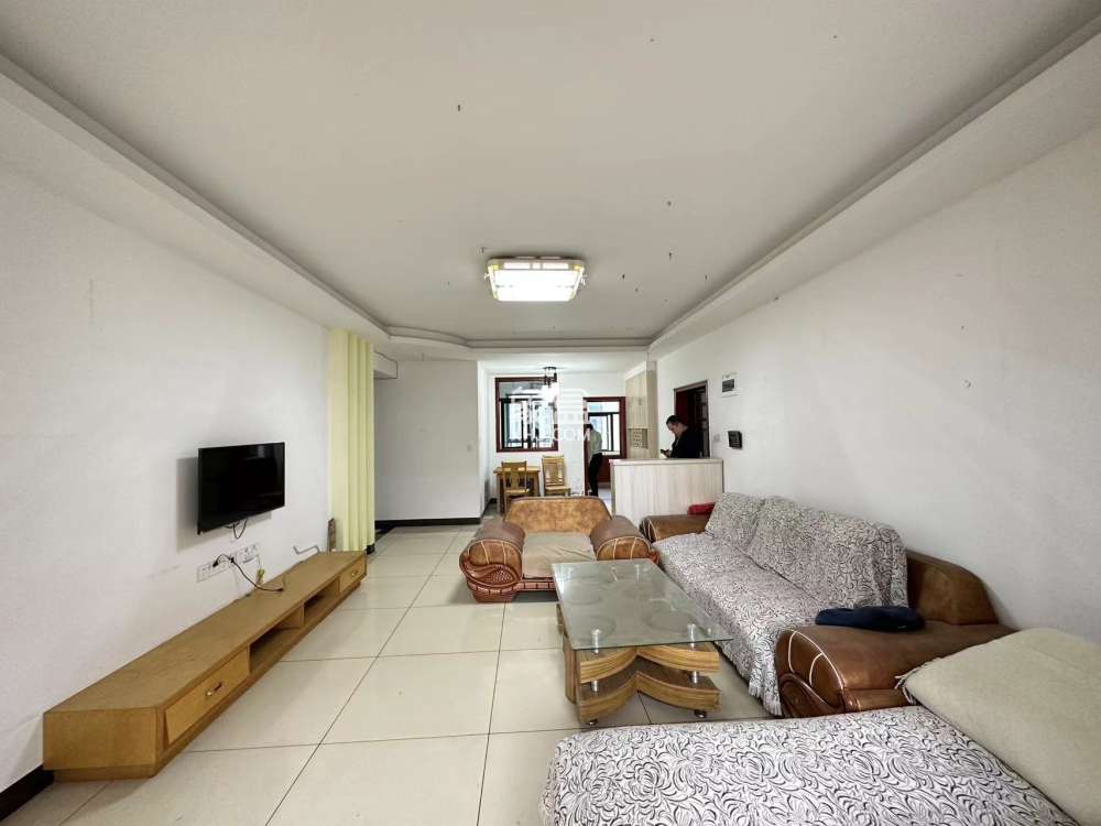 龙腾国际  3室2厅1卫    86.8万