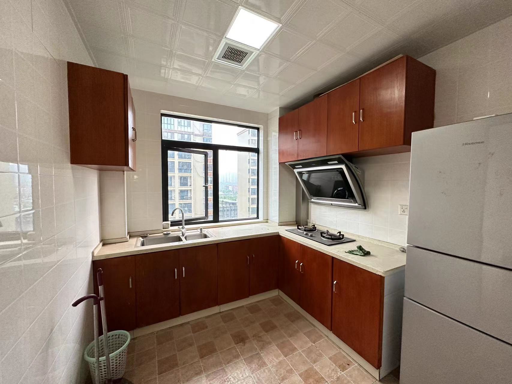 龙腾国际 3室2厅1卫 86.8万 龙腾国际 3室2厅1卫 86.8万室内图