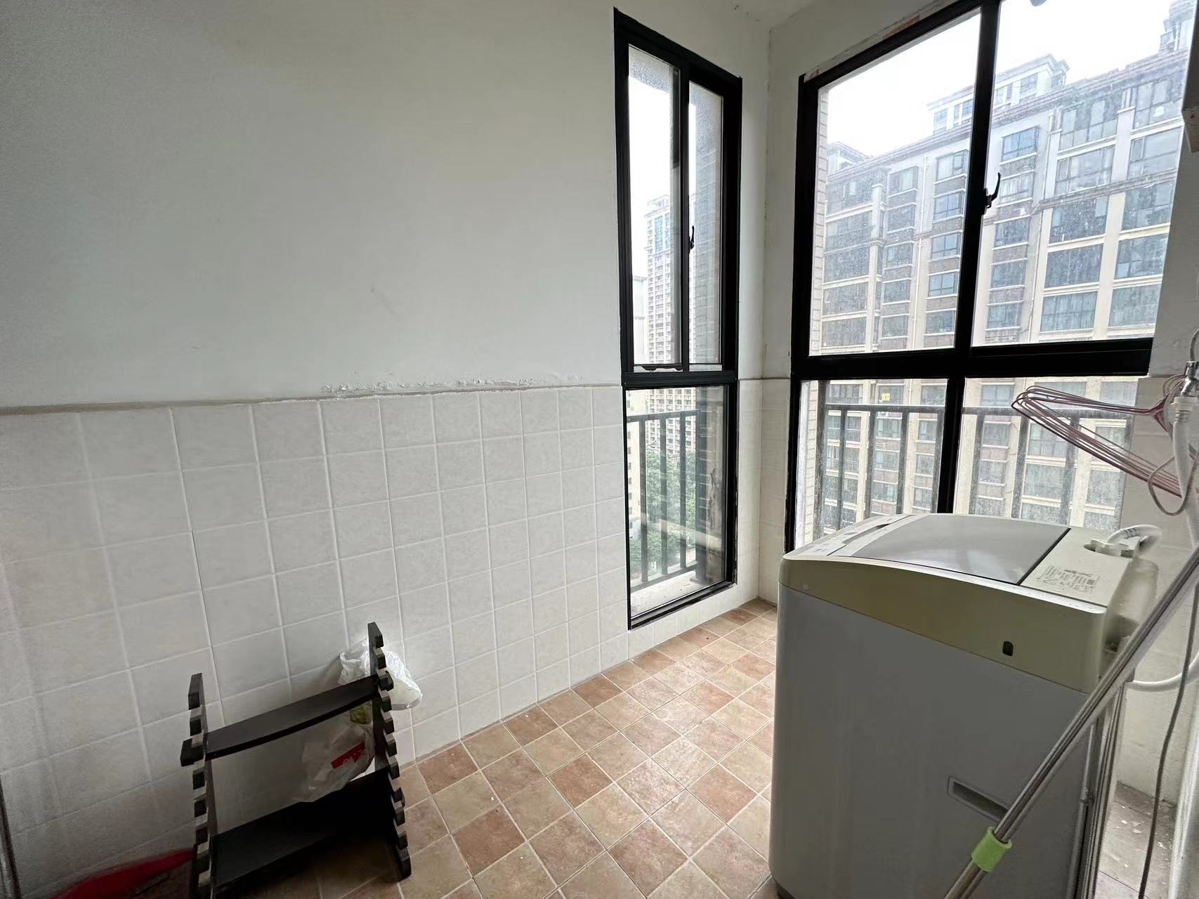 龙腾国际 3室2厅1卫 86.8万 龙腾国际 3室2厅1卫 86.8万室内图