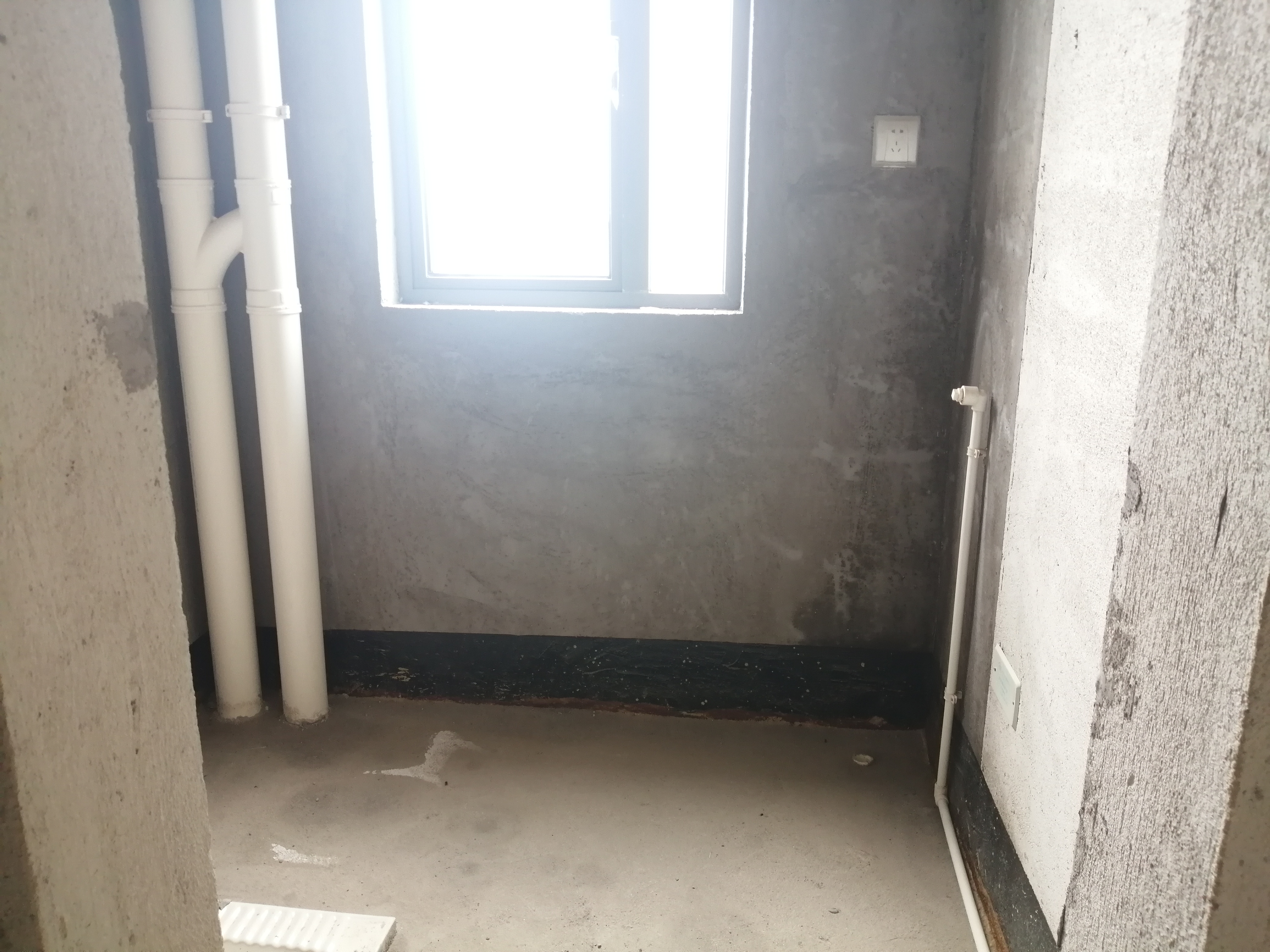 山水豪庭 2室2厅1卫 42.0万 山水豪庭 2室2厅1卫 42.0万室内图