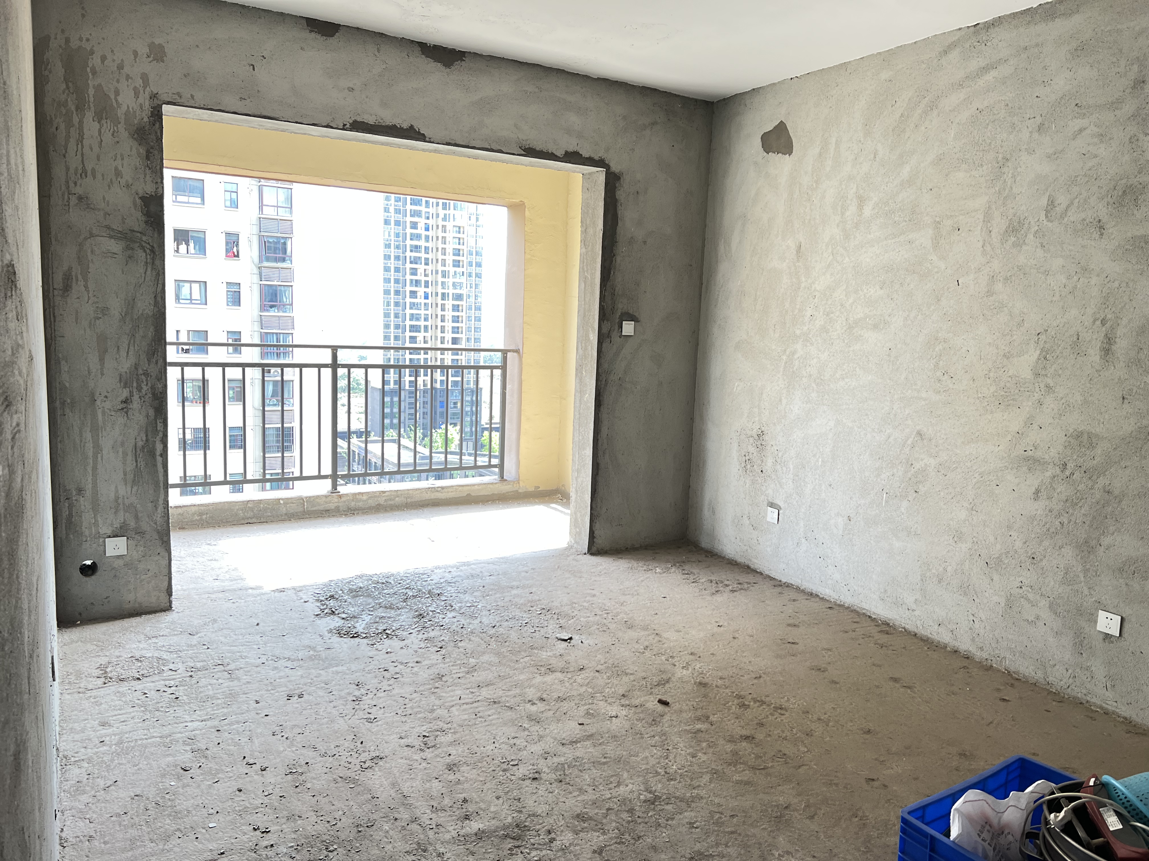 建设家园 2室2厅1卫 37.00万 建设家园 2室2厅1卫 37.00万室内图