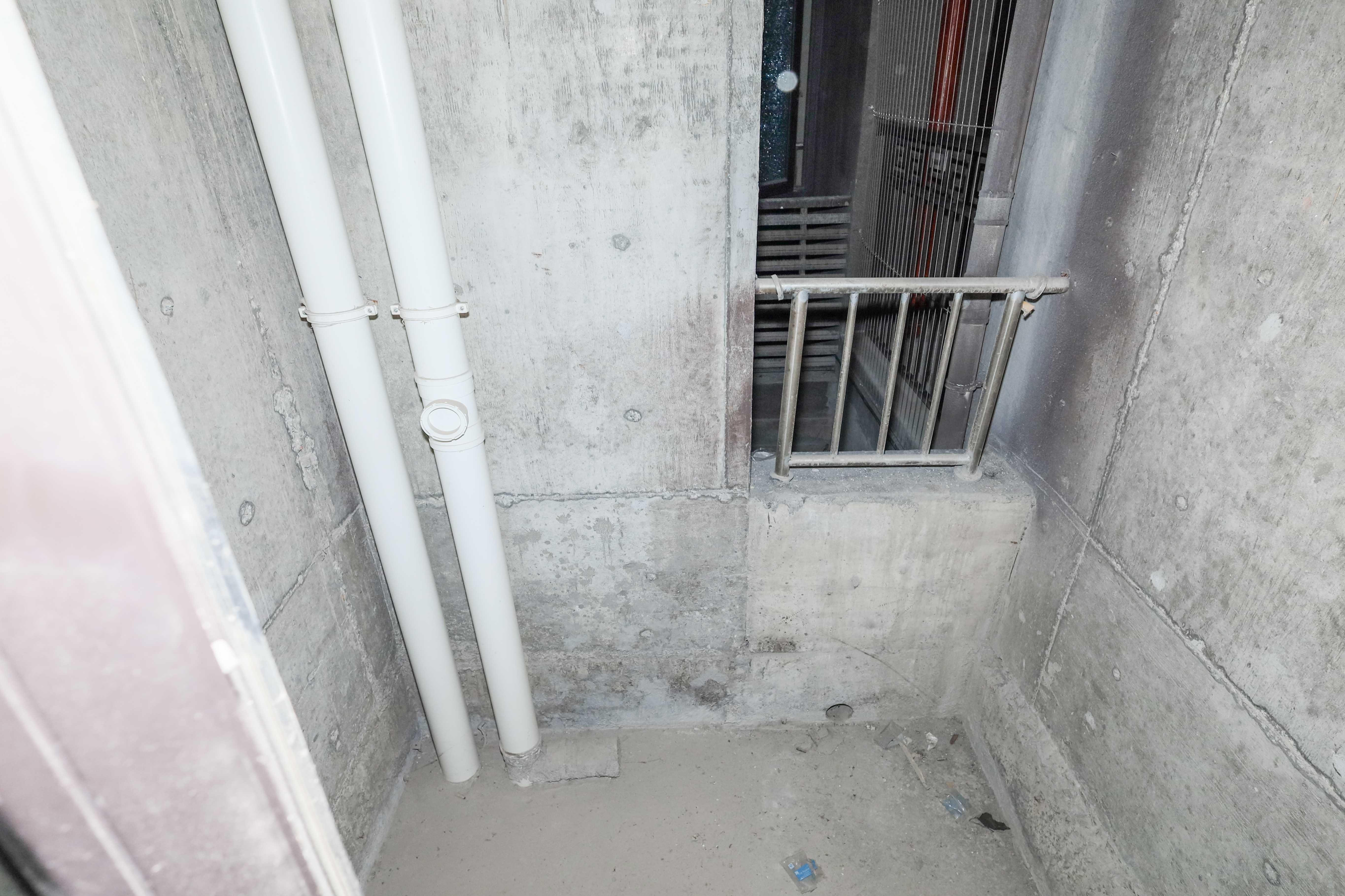 建發(fā)央著  6室2廳3衛(wèi)    285.0萬(wàn)衛(wèi)生間