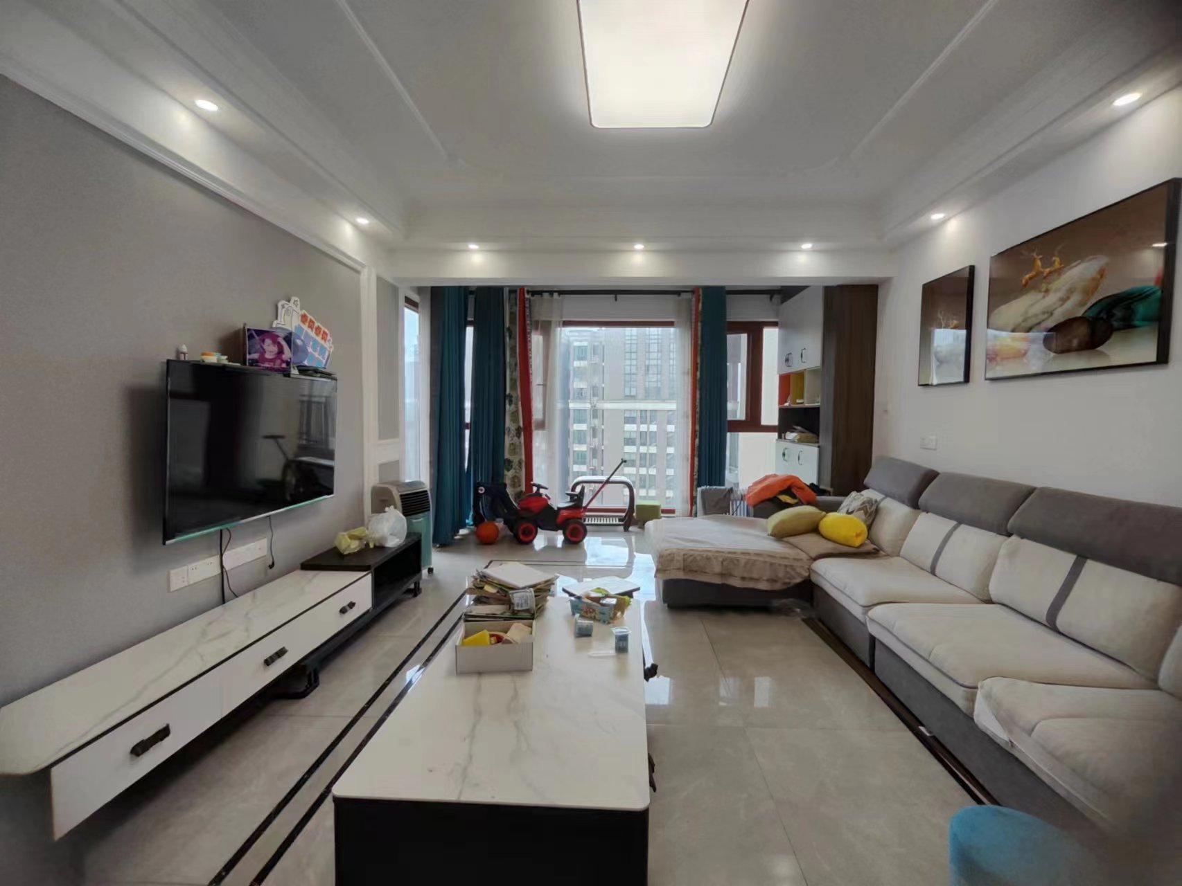 春藤小镇  4室2厅2卫    127.0万 春藤小镇  4室2厅2卫    127.0万室内图