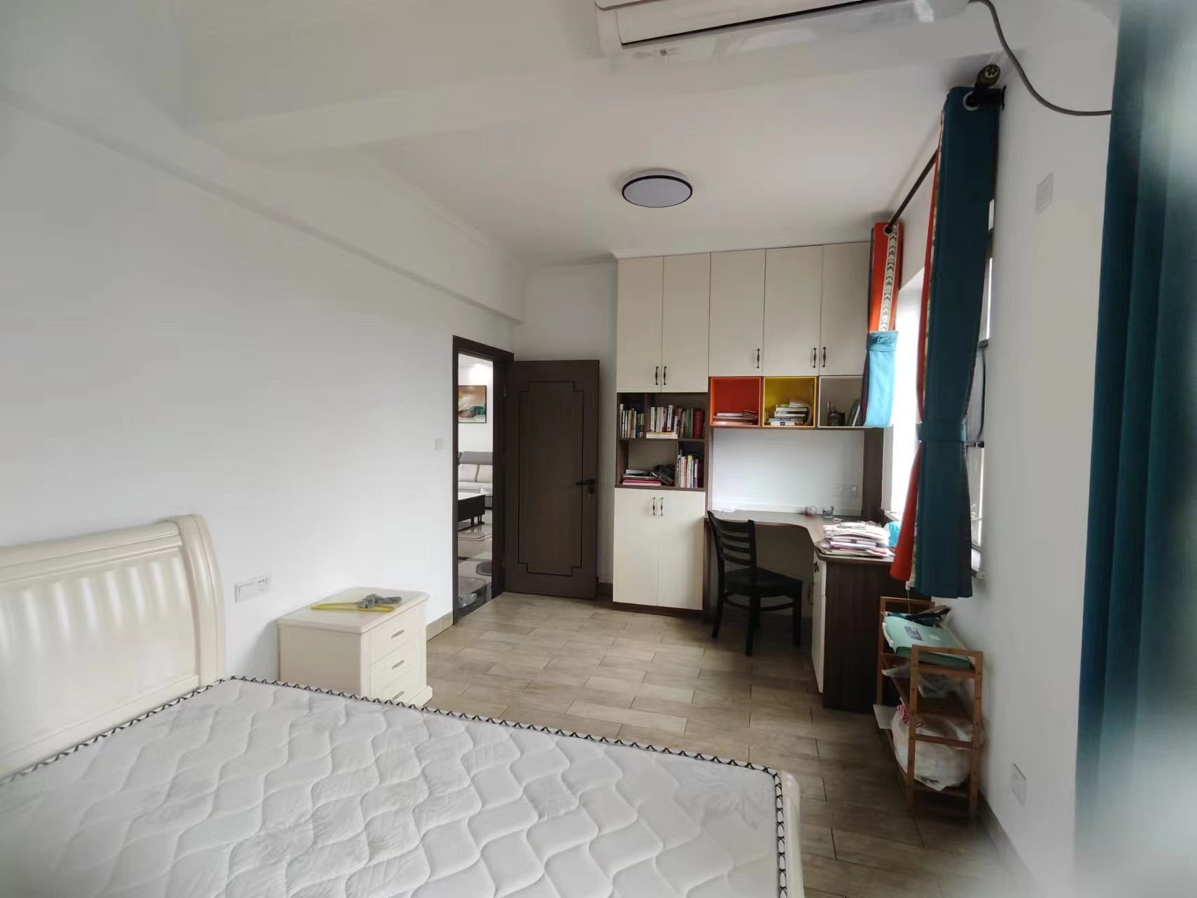 春藤小镇  4室2厅2卫    127.0万 春藤小镇  4室2厅2卫    127.0万室内图