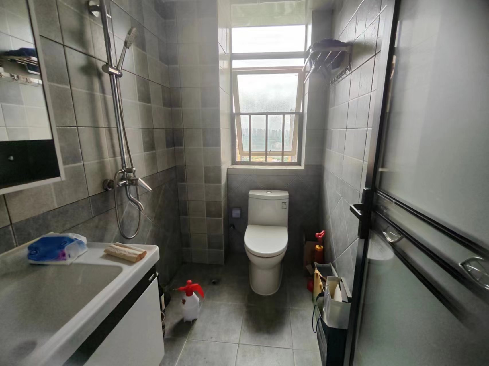 春藤小镇  4室2厅2卫    127.0万 春藤小镇  4室2厅2卫    127.0万室内图