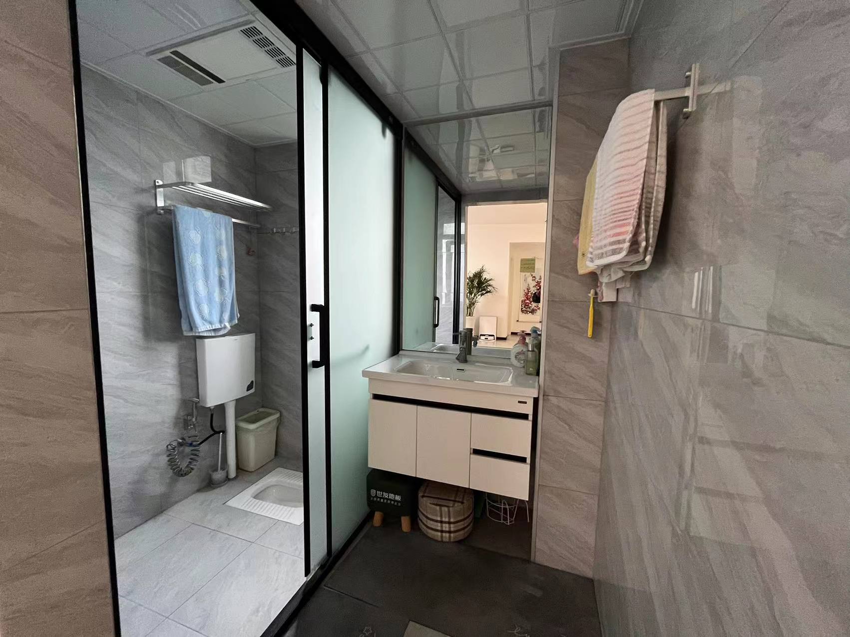 万丰上院西郡 5室2厅2卫 88.0万 万丰上院西郡 5室2厅2卫 88.0万室内图