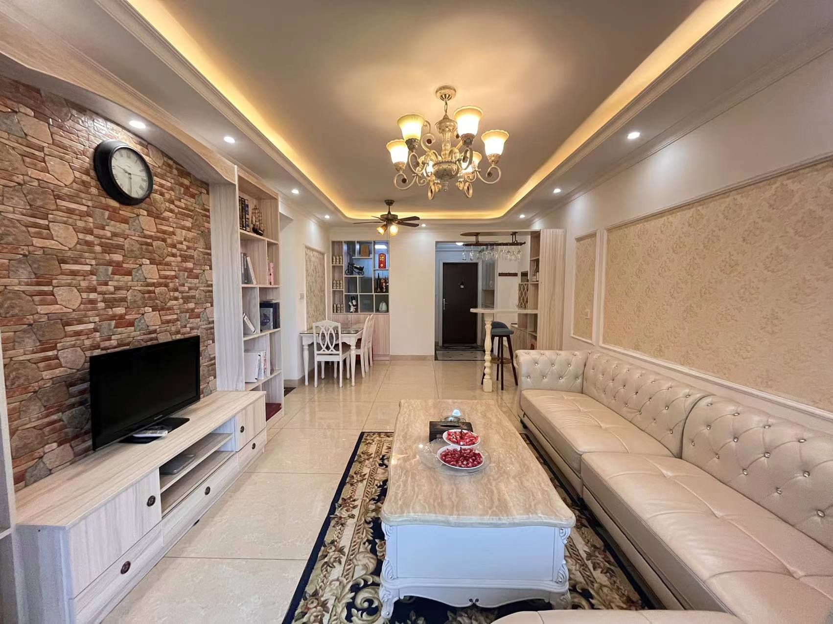 佳兆业金域天下二期 3室2厅1卫 58.0万 佳兆业金域天下二期 3室2厅1卫 58.0万室内图