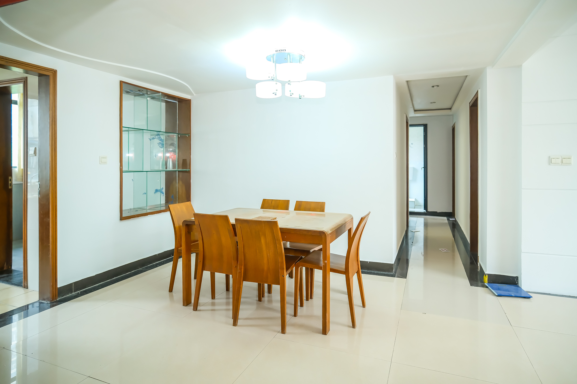 美林水郡 3室2厅1卫 78.8万 美林水郡 3室2厅1卫 78.8万客厅